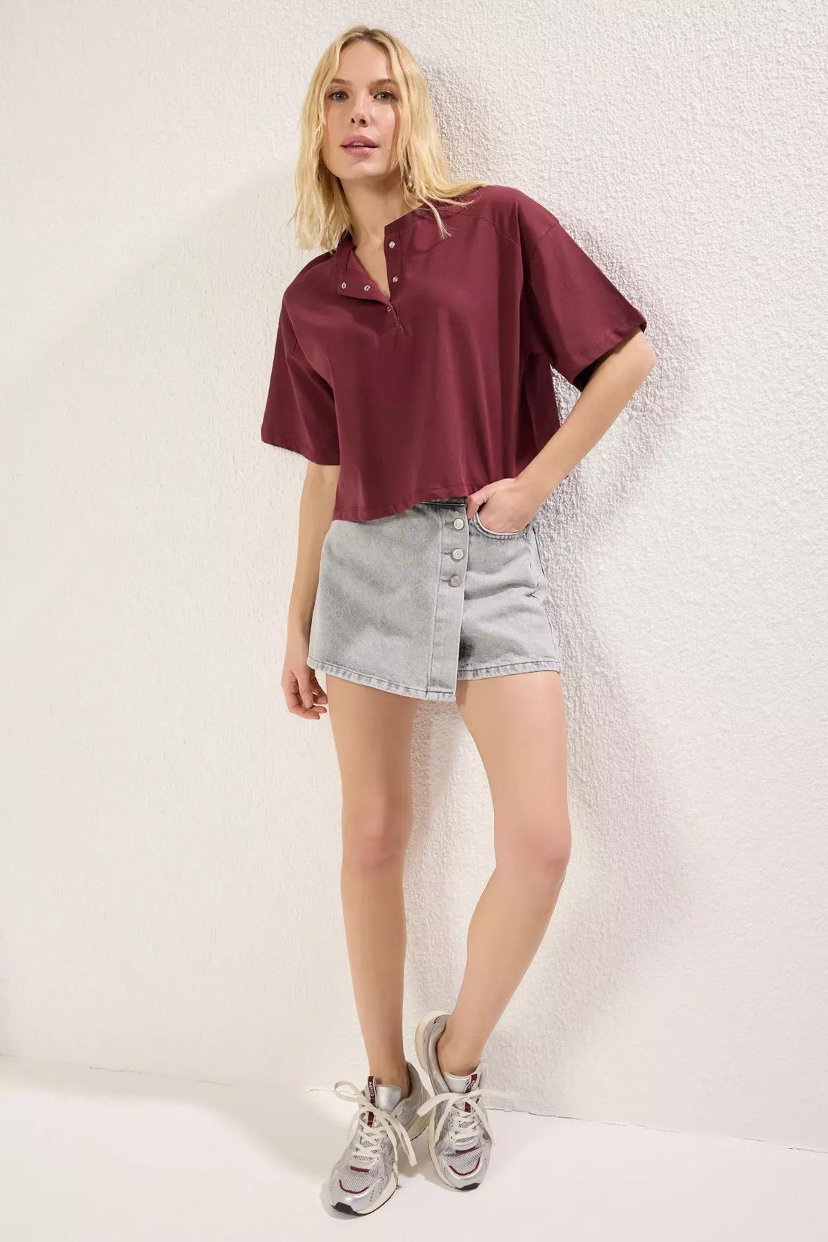 Red Relaxed Crop T-Shirt, C101_7277, large image number 1