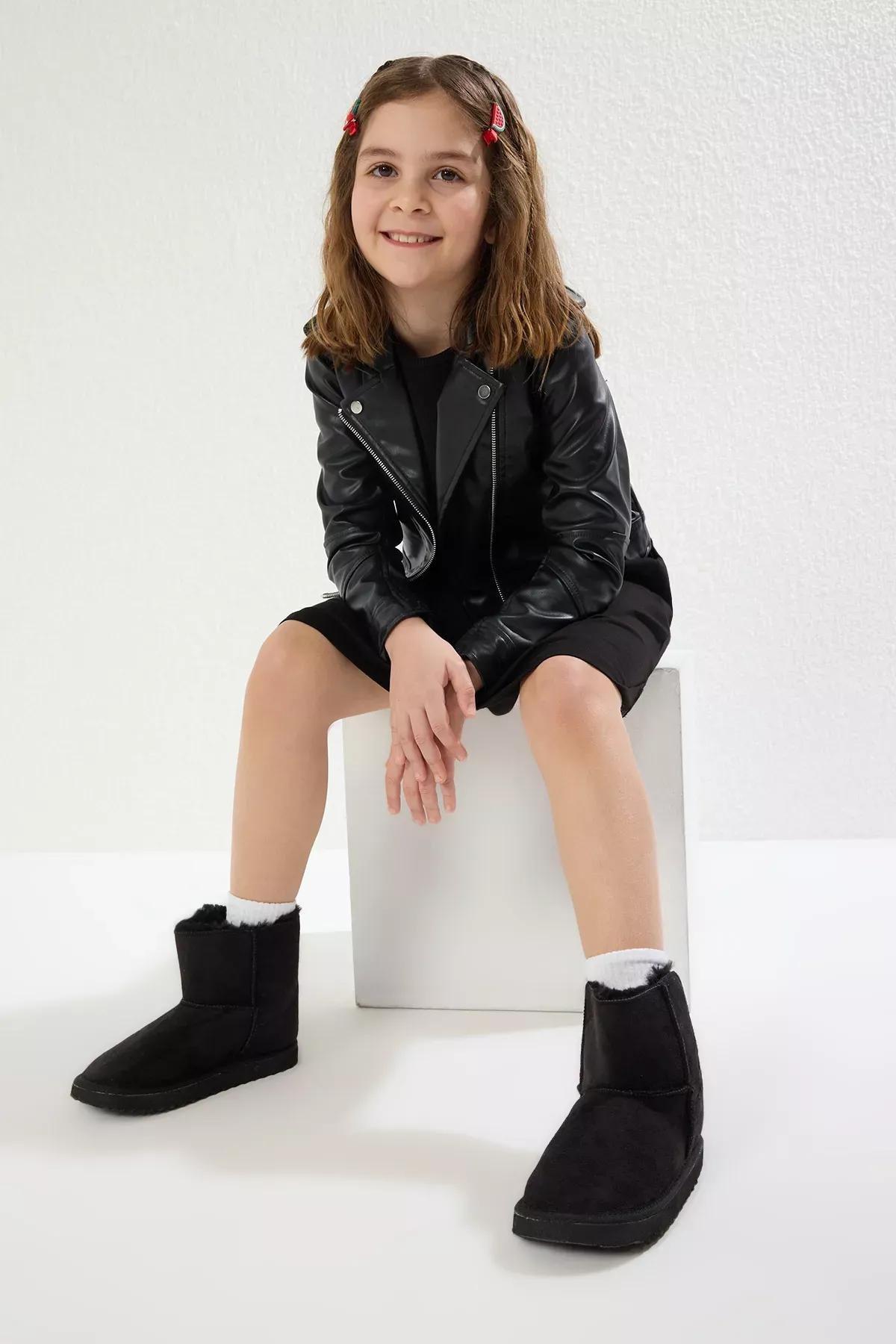 Black Flat Sole Kids Boots, , large image number 2