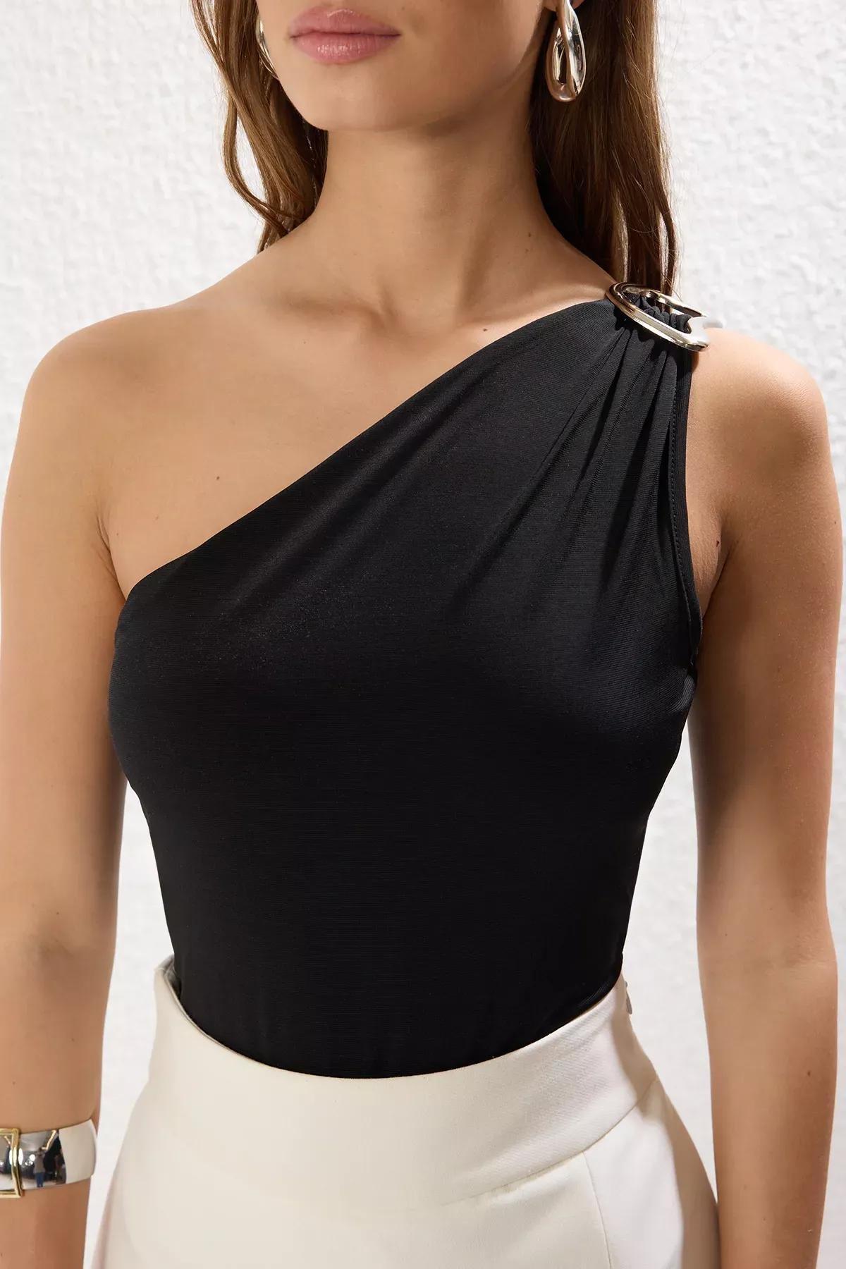 Black Buttoned Pocket Knit Vest, BLACK, large image number 2