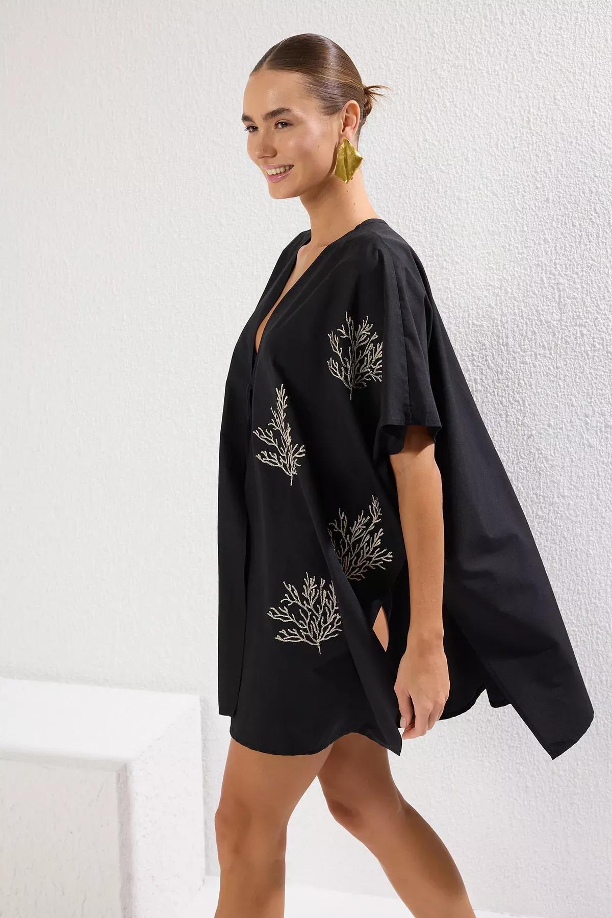 Black Mini Embroidered Beach Kimono, , large image number 1