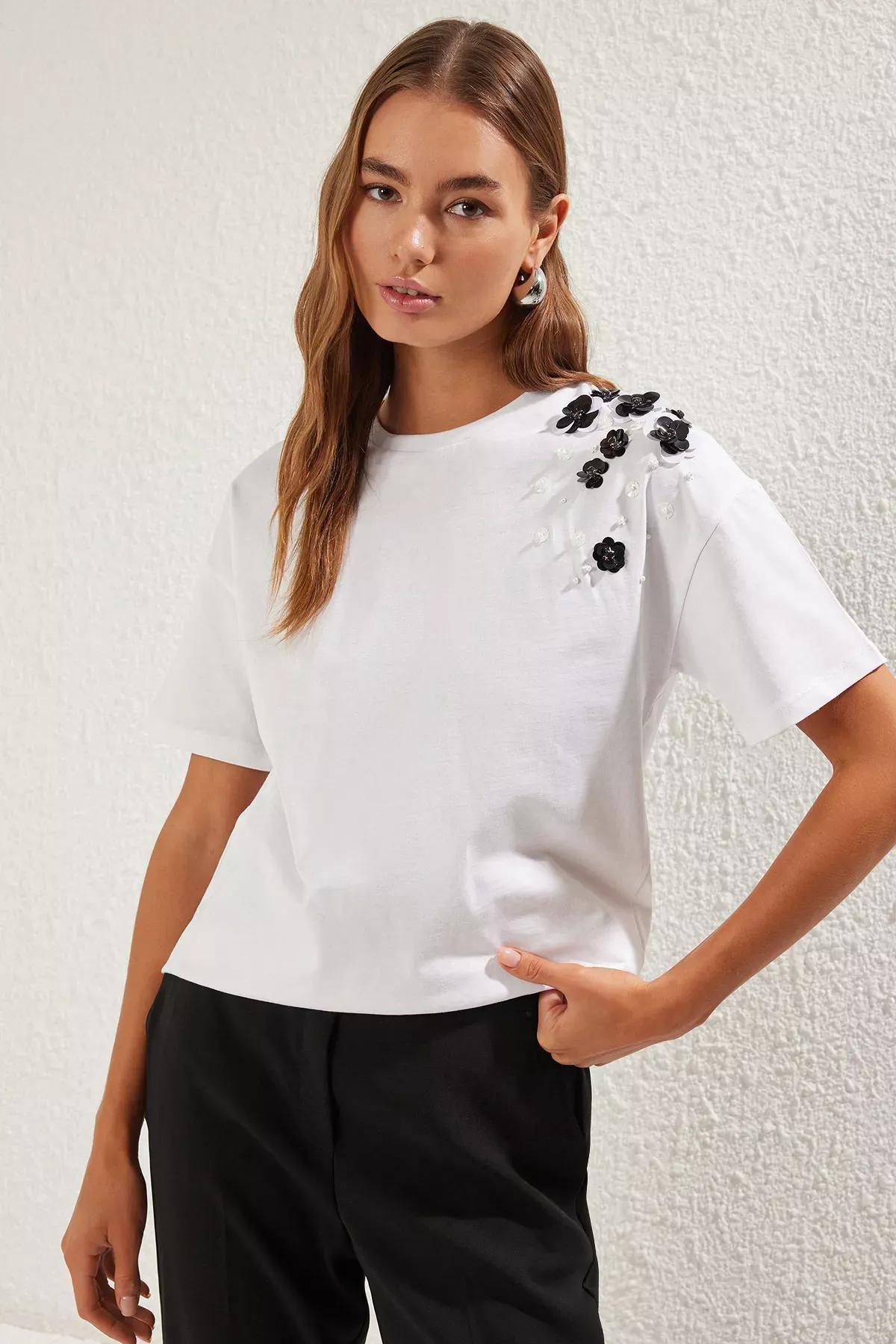 White Oversize Knitted T-Shirt, White, large image number 1