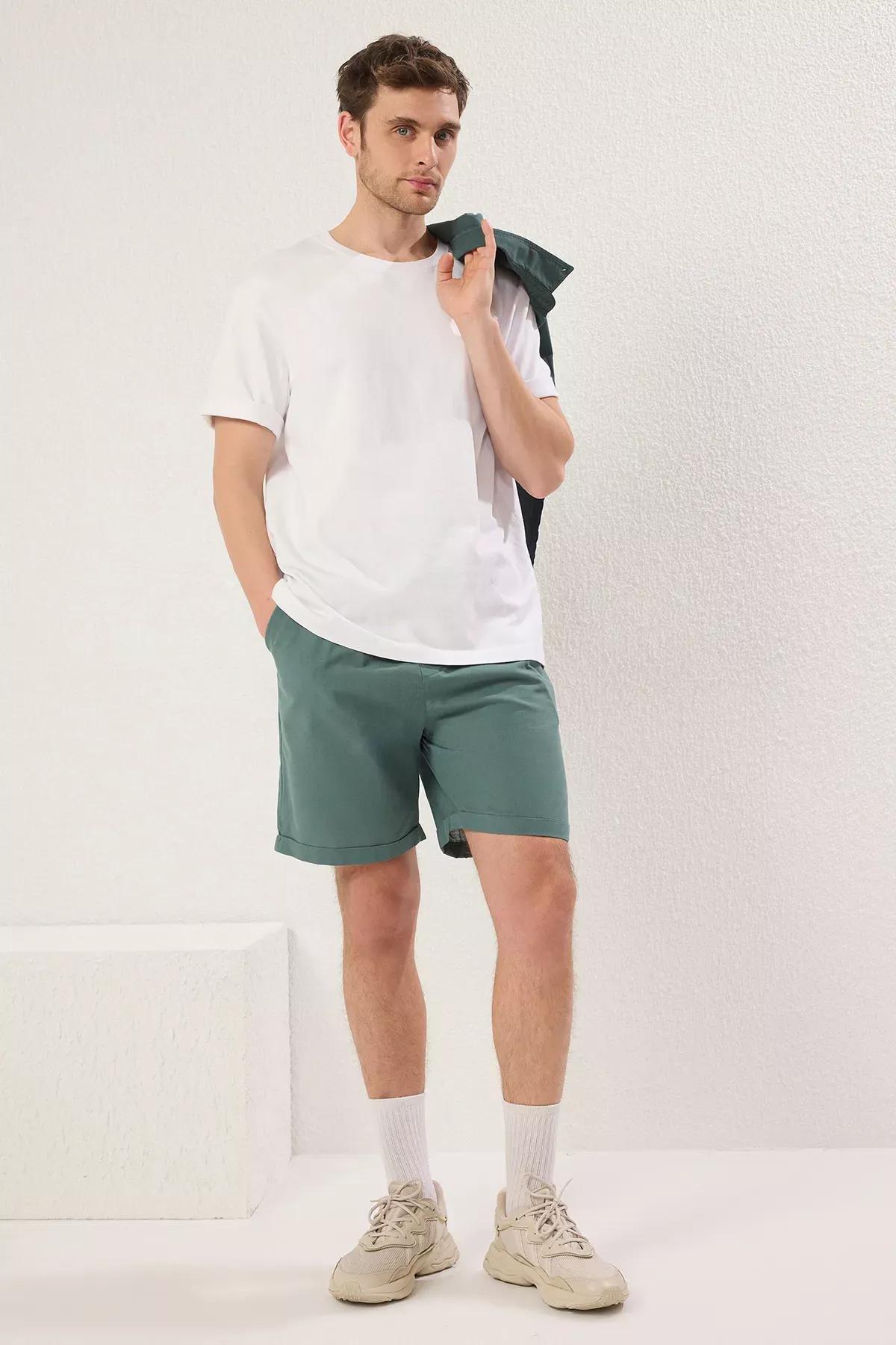 Green Tie Waist Shorts, Dark green, large image number 1
