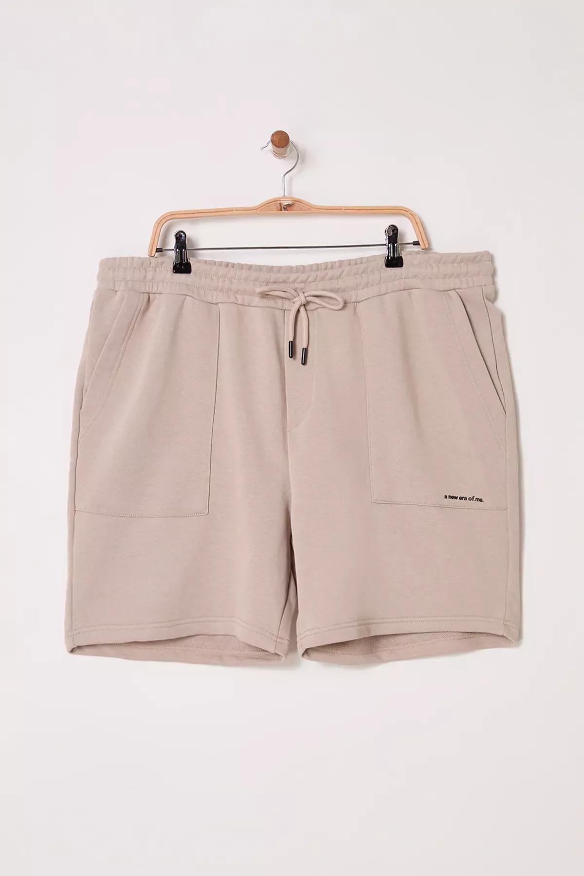Beige Plus-Size Printed Shorts, , large image number 0