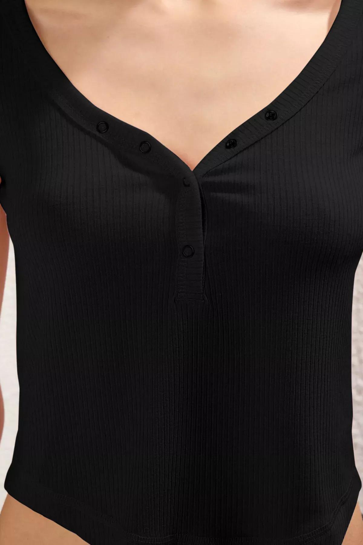 Black Snap Ribbed Knit Blouse, , large image number 2