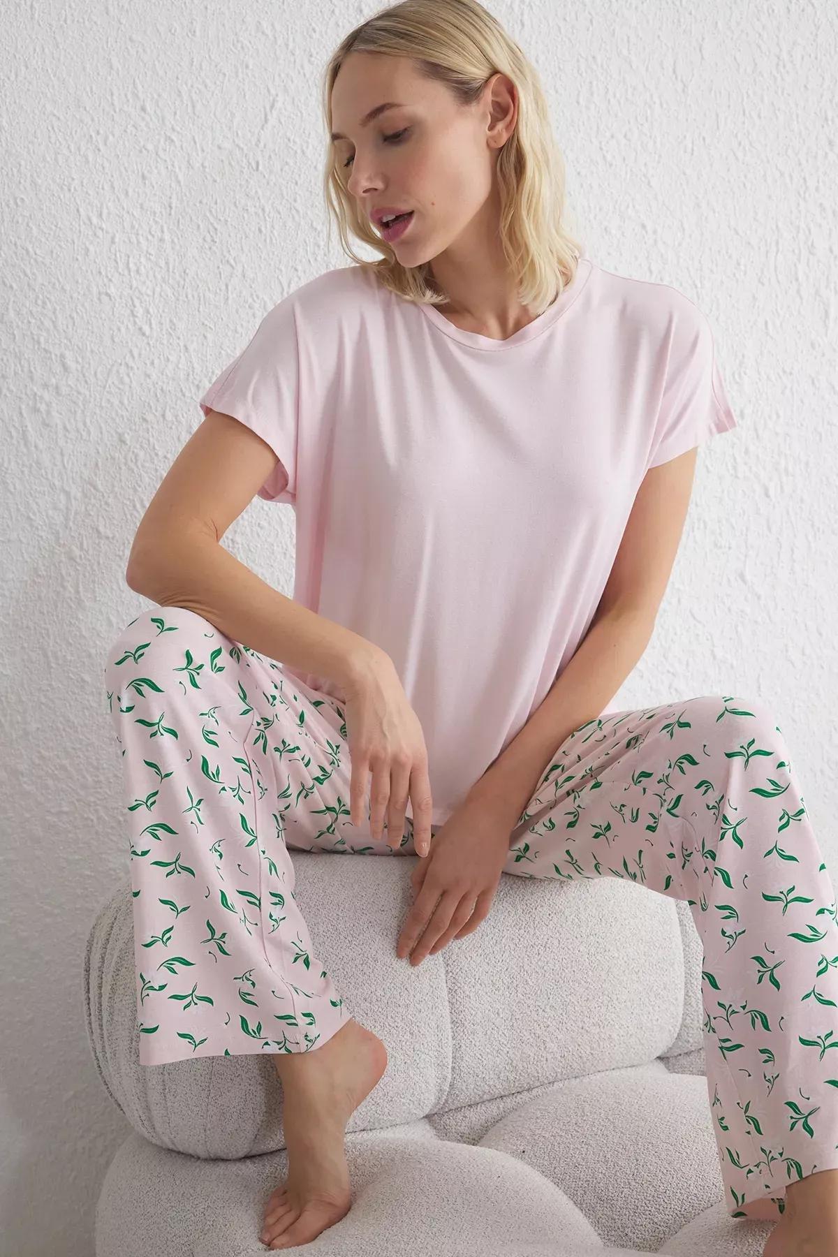 Pink Floral Knitted Pajama Set, , large image number 2
