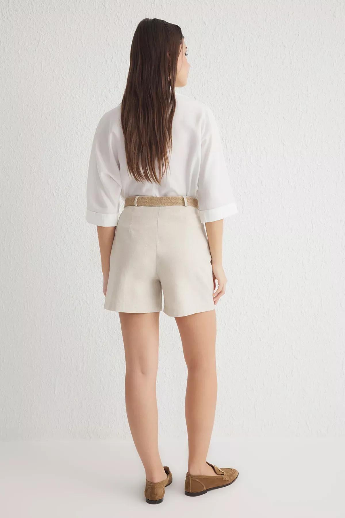 Beige Linen Belted Knee Length Shorts, , large image number 4