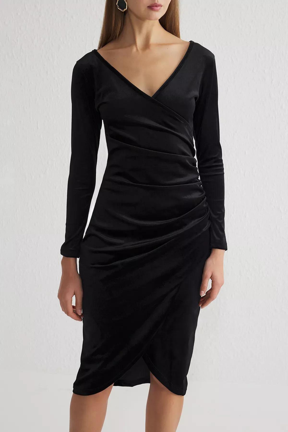 Black V-Neck Velvet Knitted Dress, BLACK, large image number 2