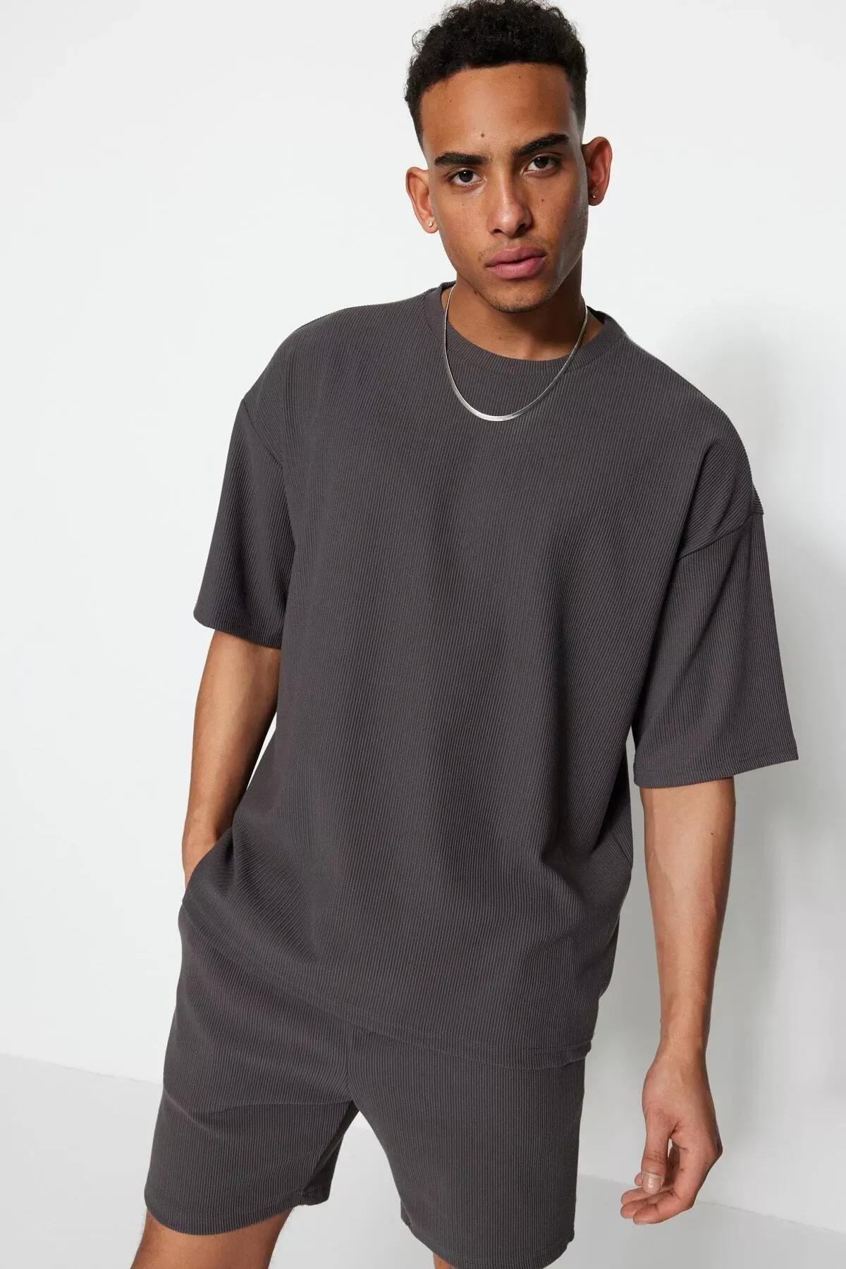 Grey Plus-Size Ottoman T-Shirt, , large image number 1