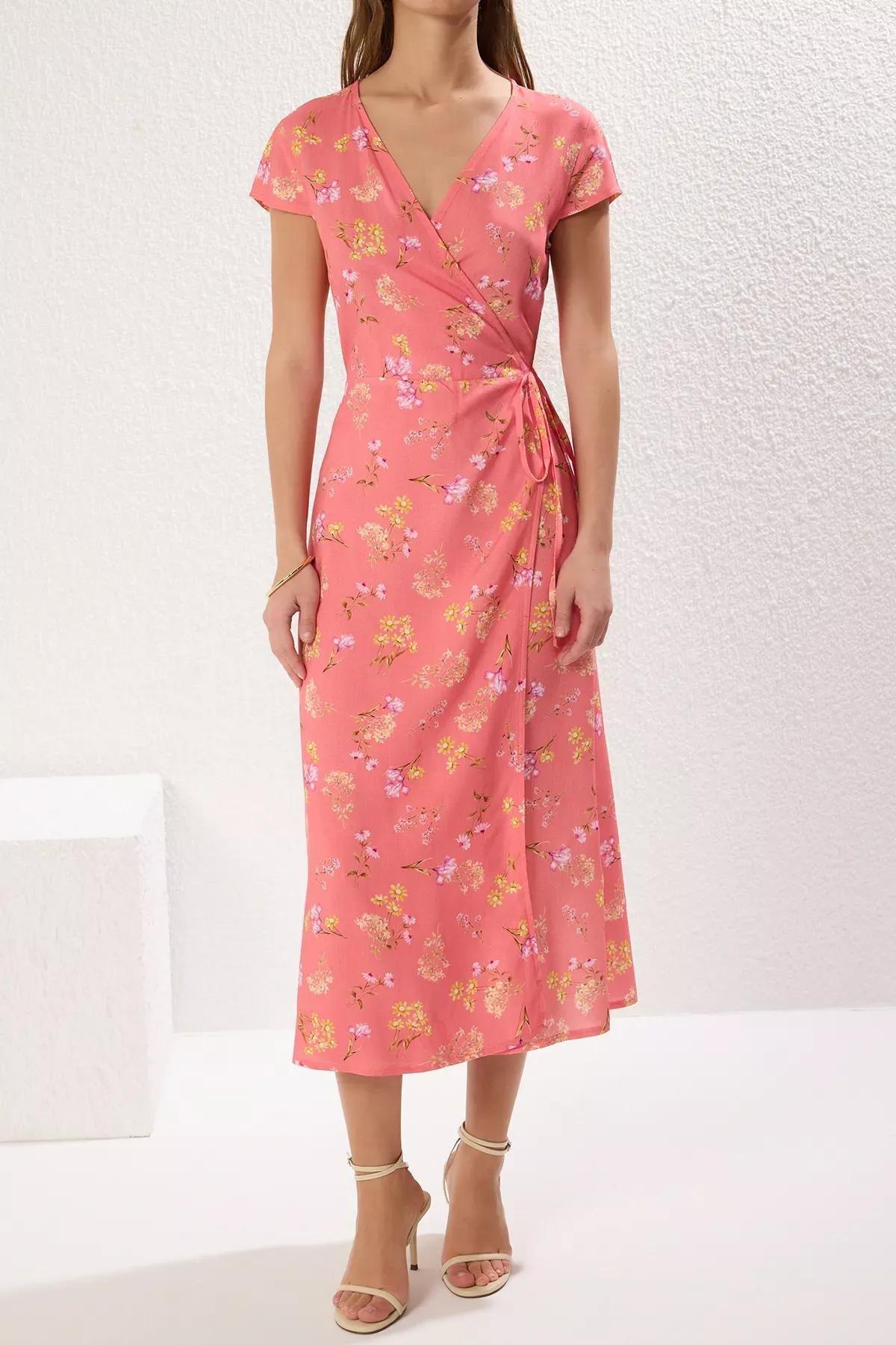 Pink Floral Patterned Double-Breasted Midi Dress, C101_7329, large image number 2