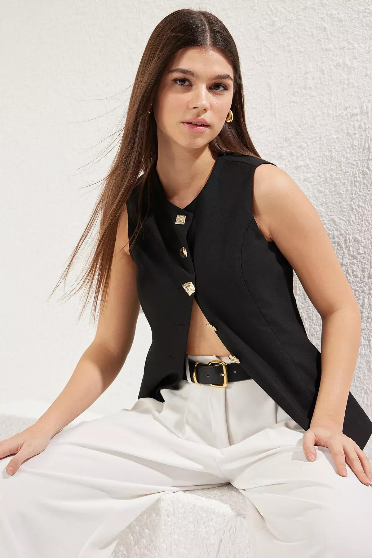 Black Crew Neck Vest, BLACK, large image number 2