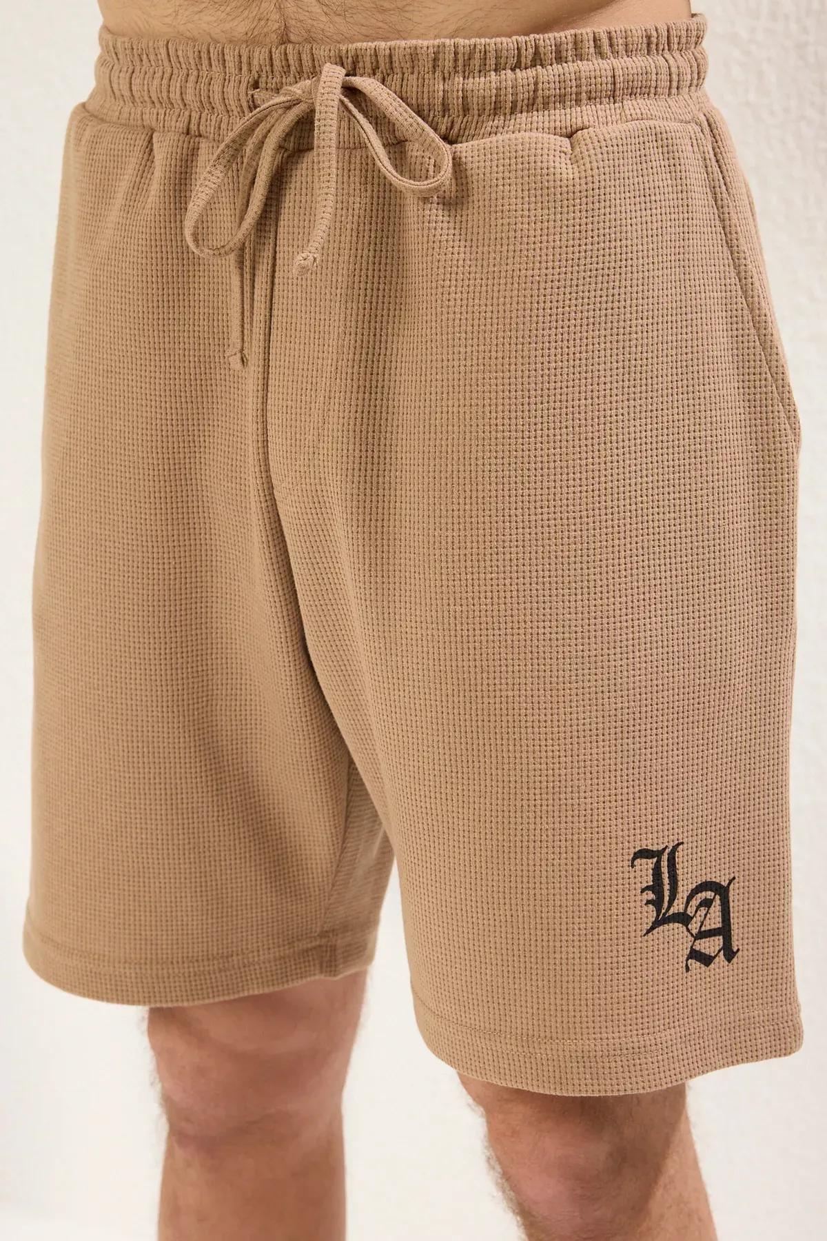 Brown Regular Waffle Pajama Set, , large image number 3