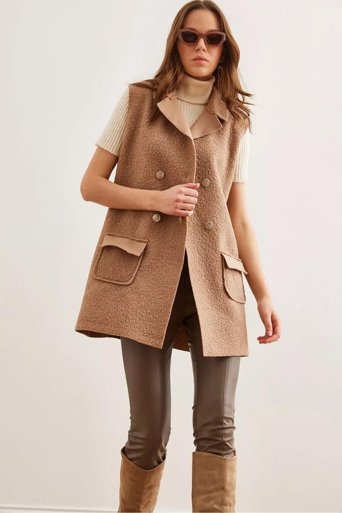 Camel Buttoned Boucle Vest, CAMEL, large image number 0