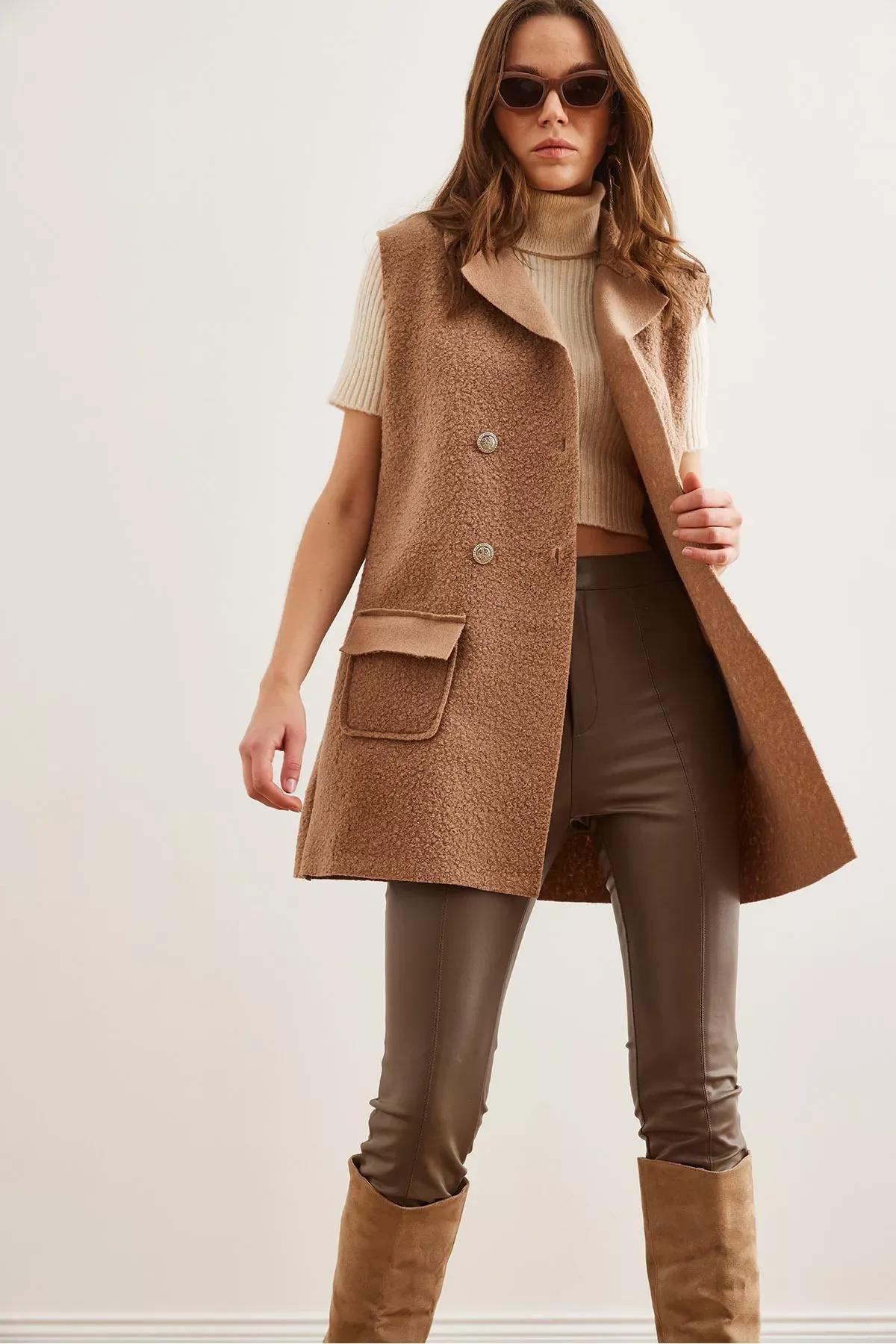 Camel Buttoned Boucle Vest, CAMEL, large image number 2