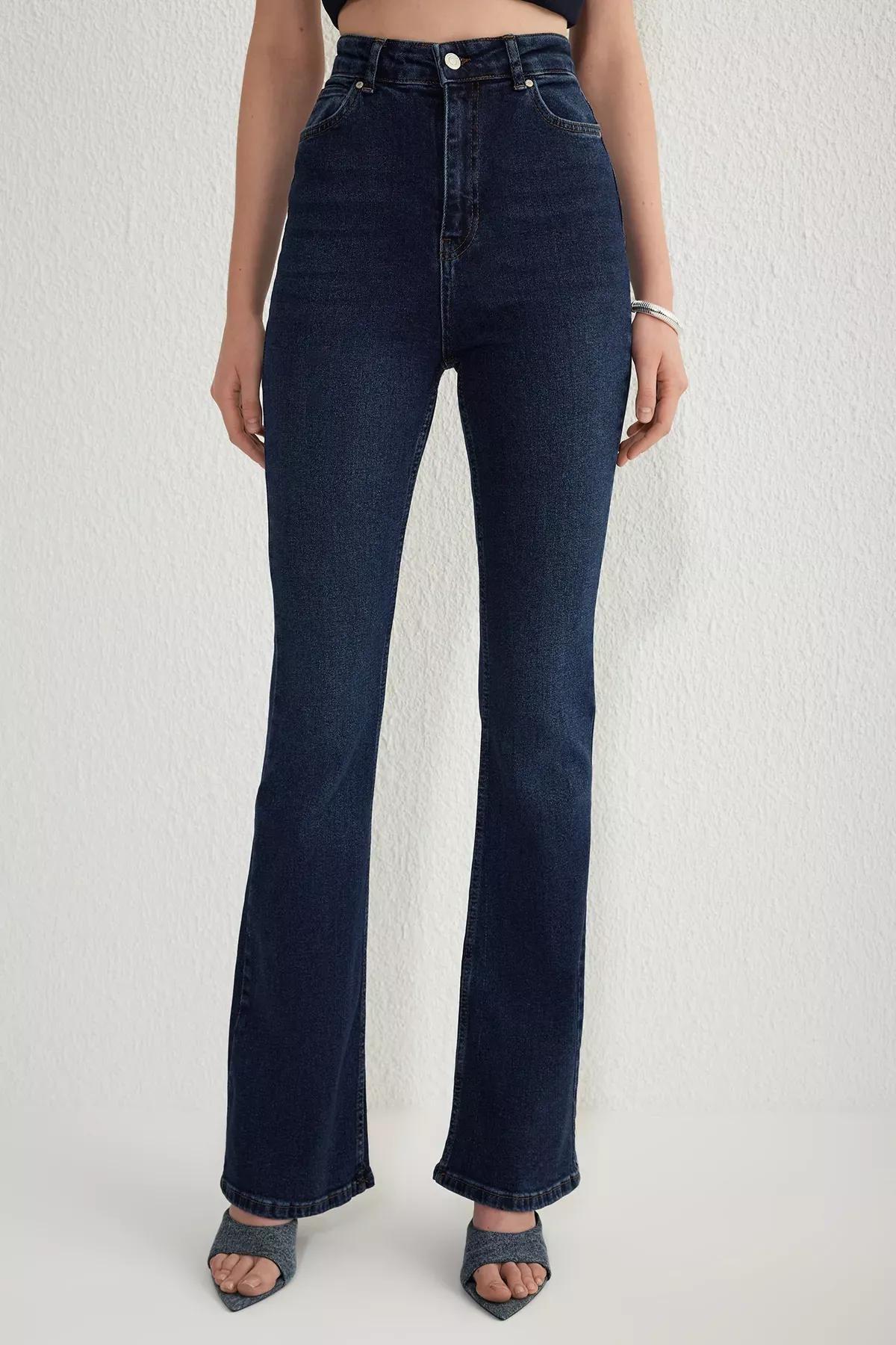 Blue High-Waist Flare Jeans, DARK BLUE, large image number 2