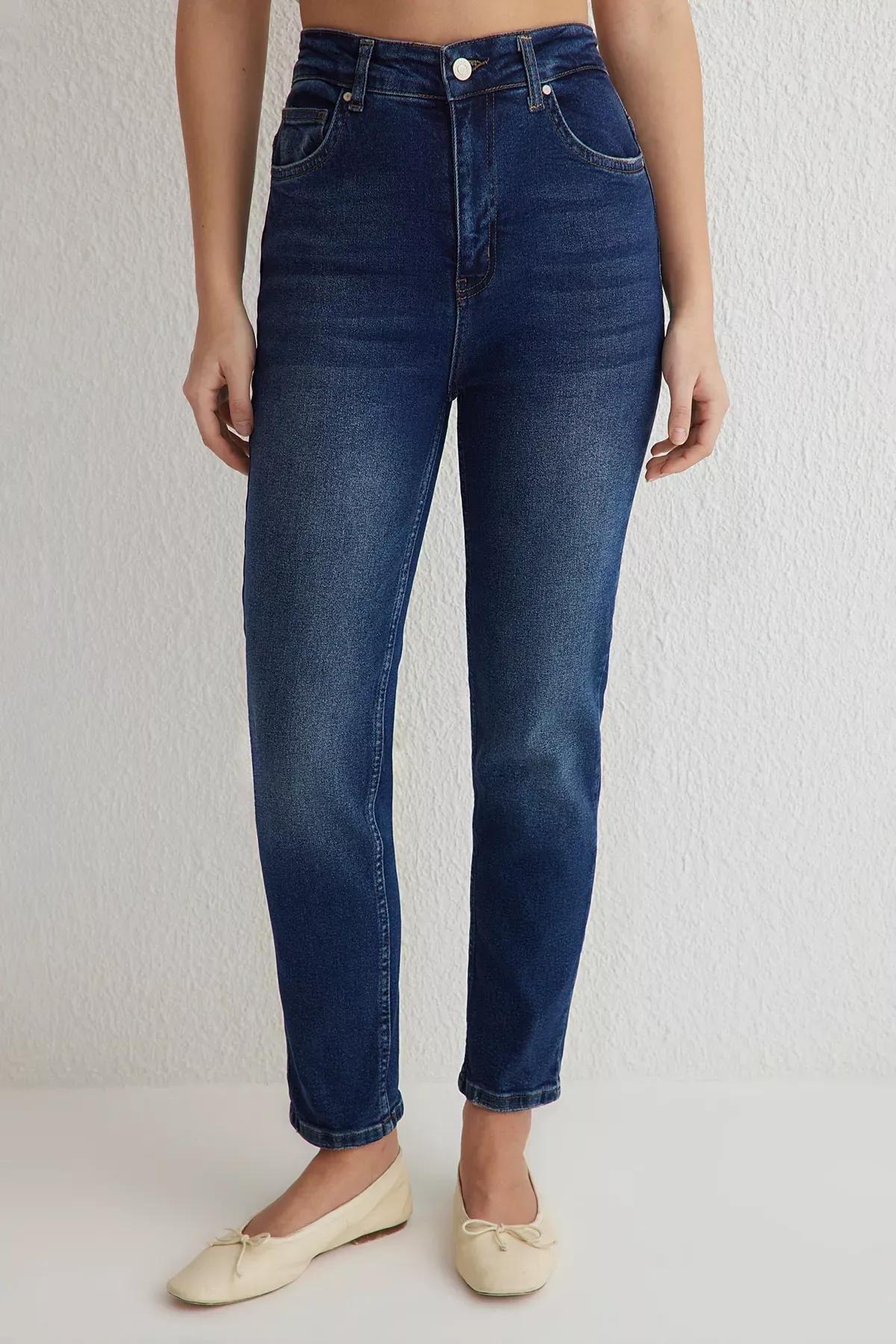 Blue Comfort Fit Mom Jeans, , large image number 2