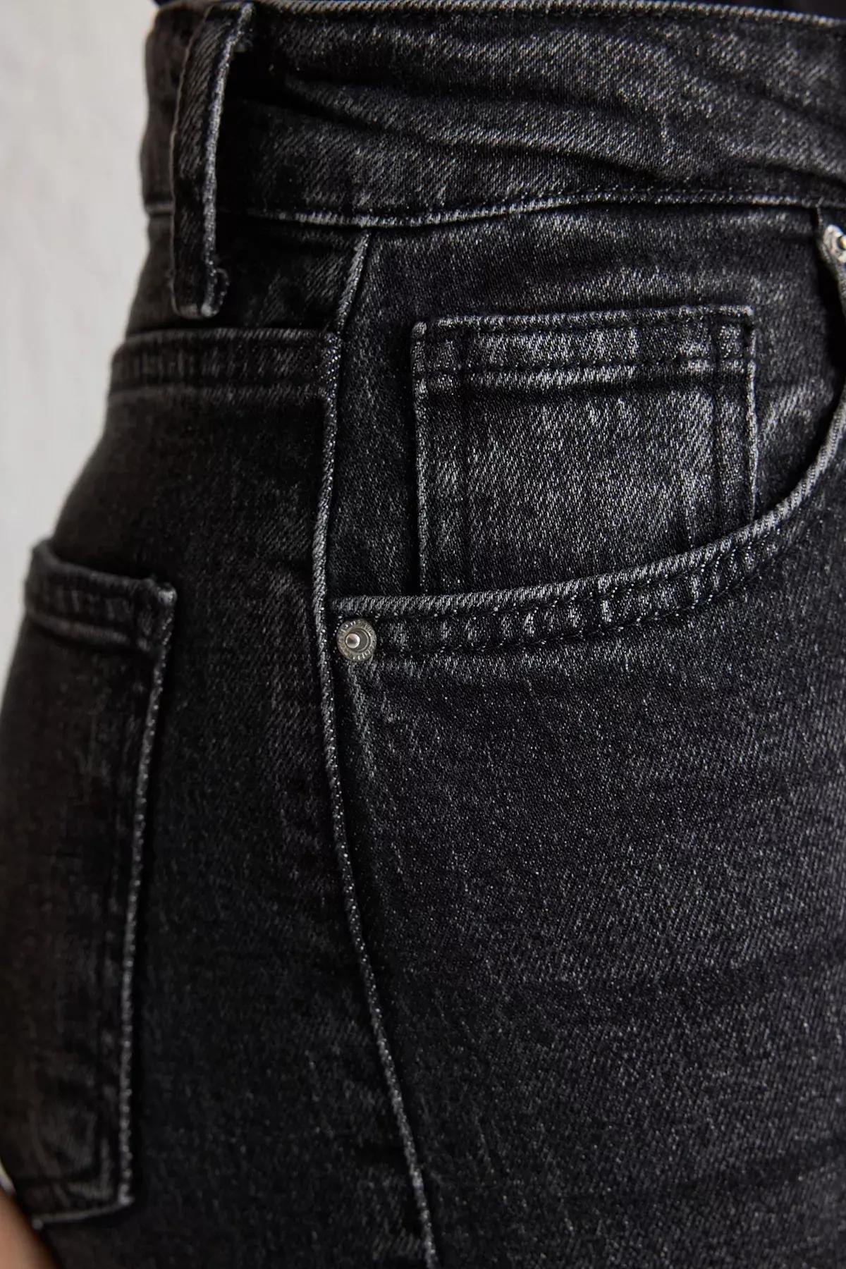 Grey High-Waist Comfort Mom Jeans, , large image number 3