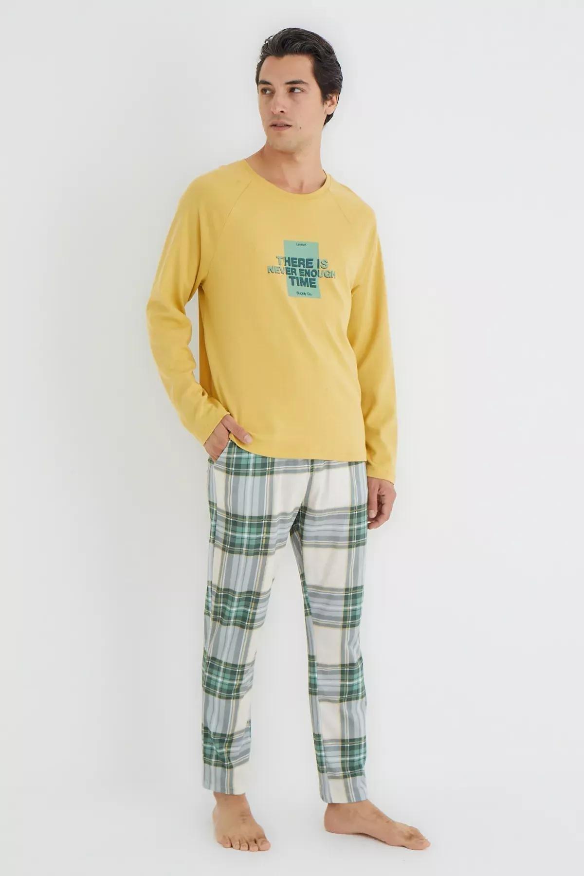Yellow Plaid Knitted Pyjamas Set, , large image number 1