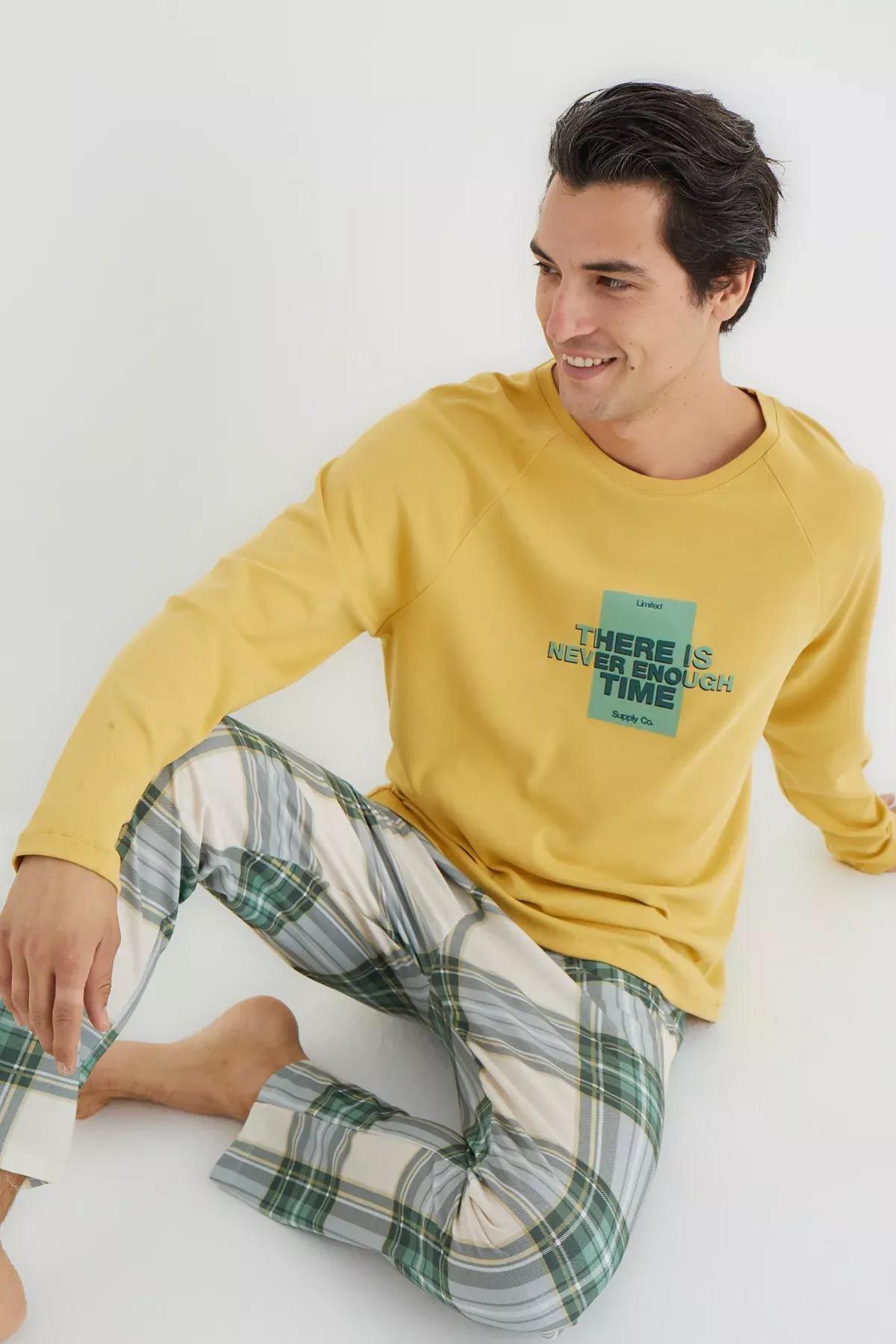 Yellow Plaid Knitted Pyjamas Set, , large image number 2