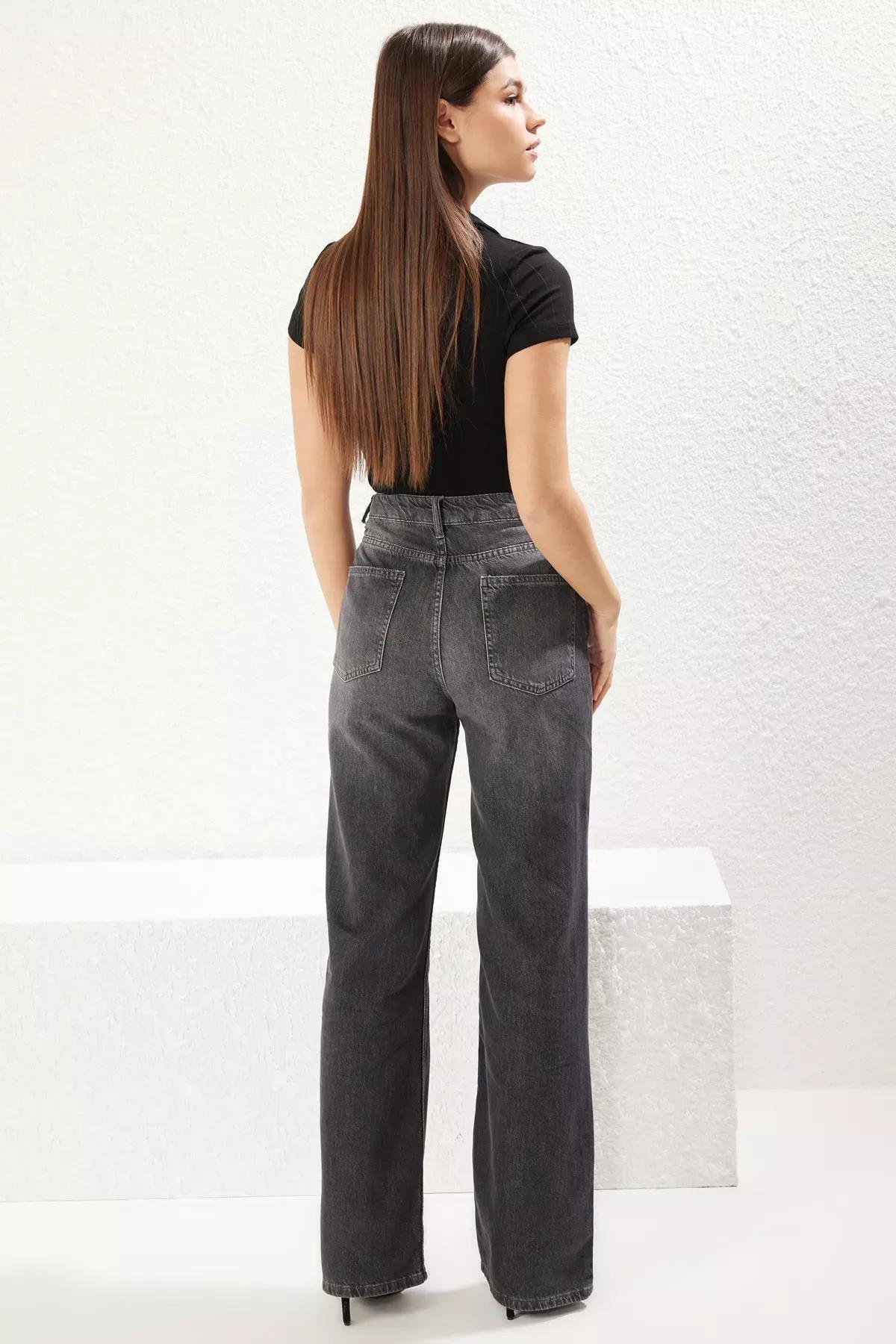 Black High-Waist Wide Leg Jeans, BLACK, large image number 4