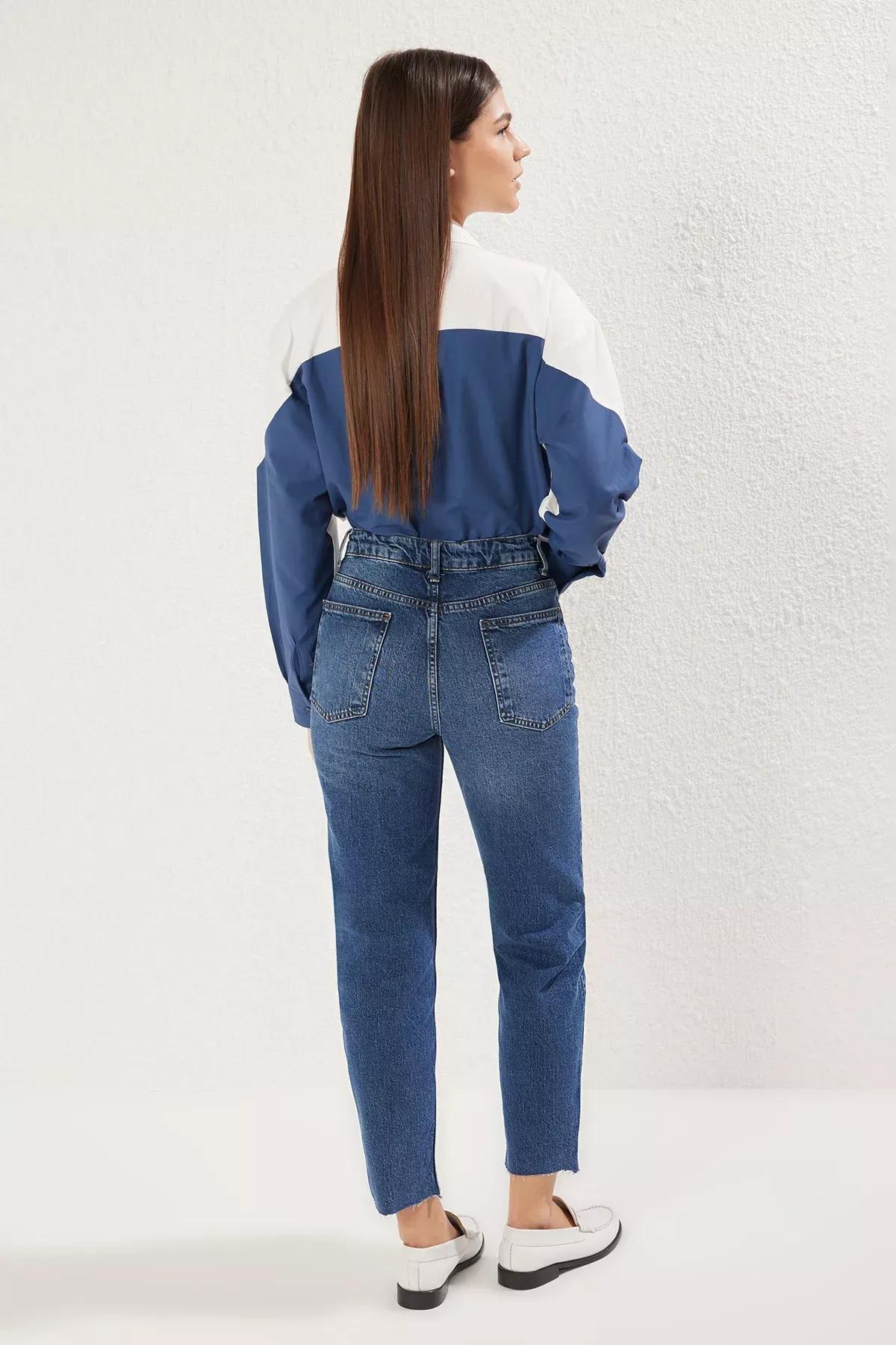 Blue Cutout Mom Fit Jeans, DARK BLUE, large image number 4