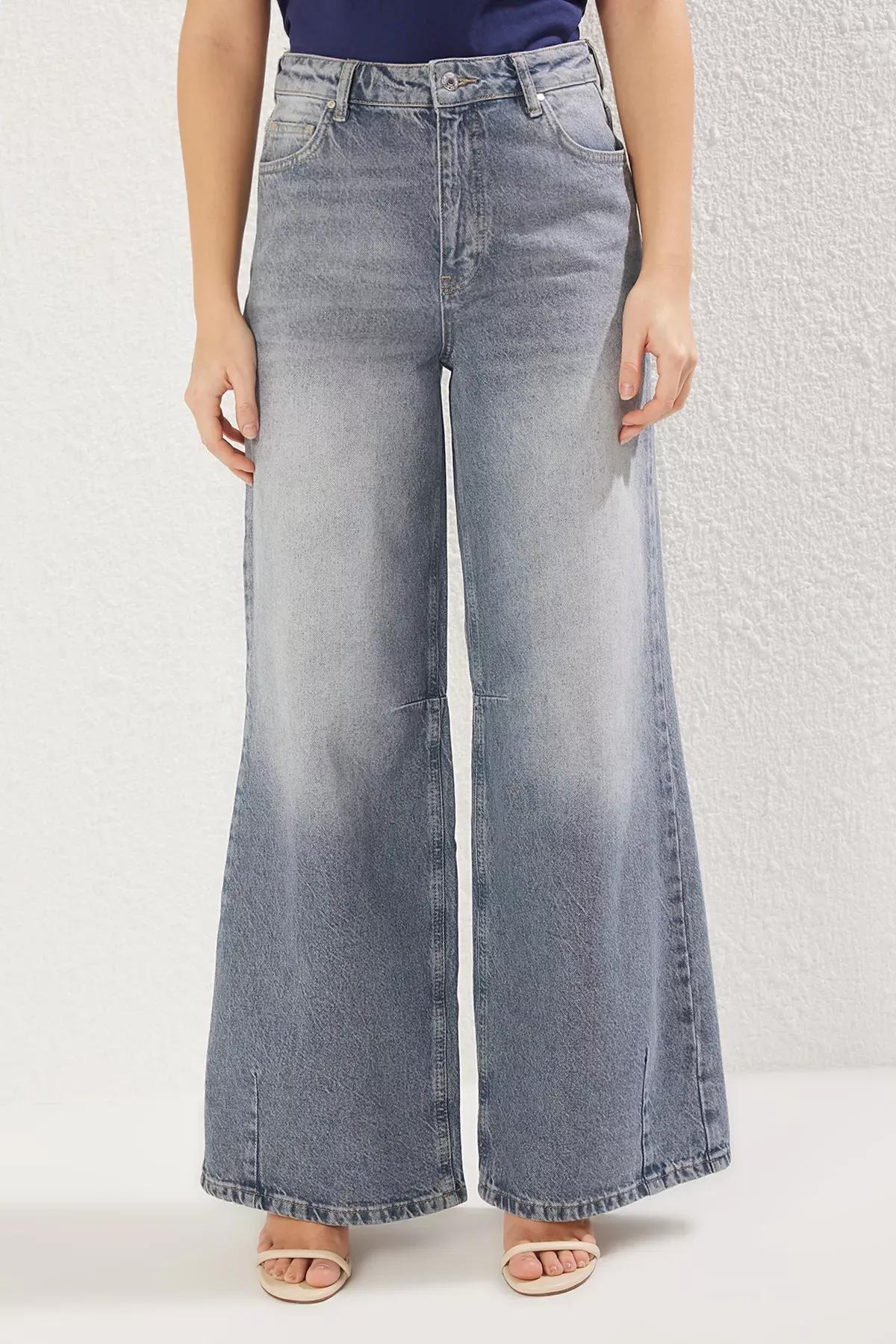Blue Stitch Loose Jeans, , large image number 2