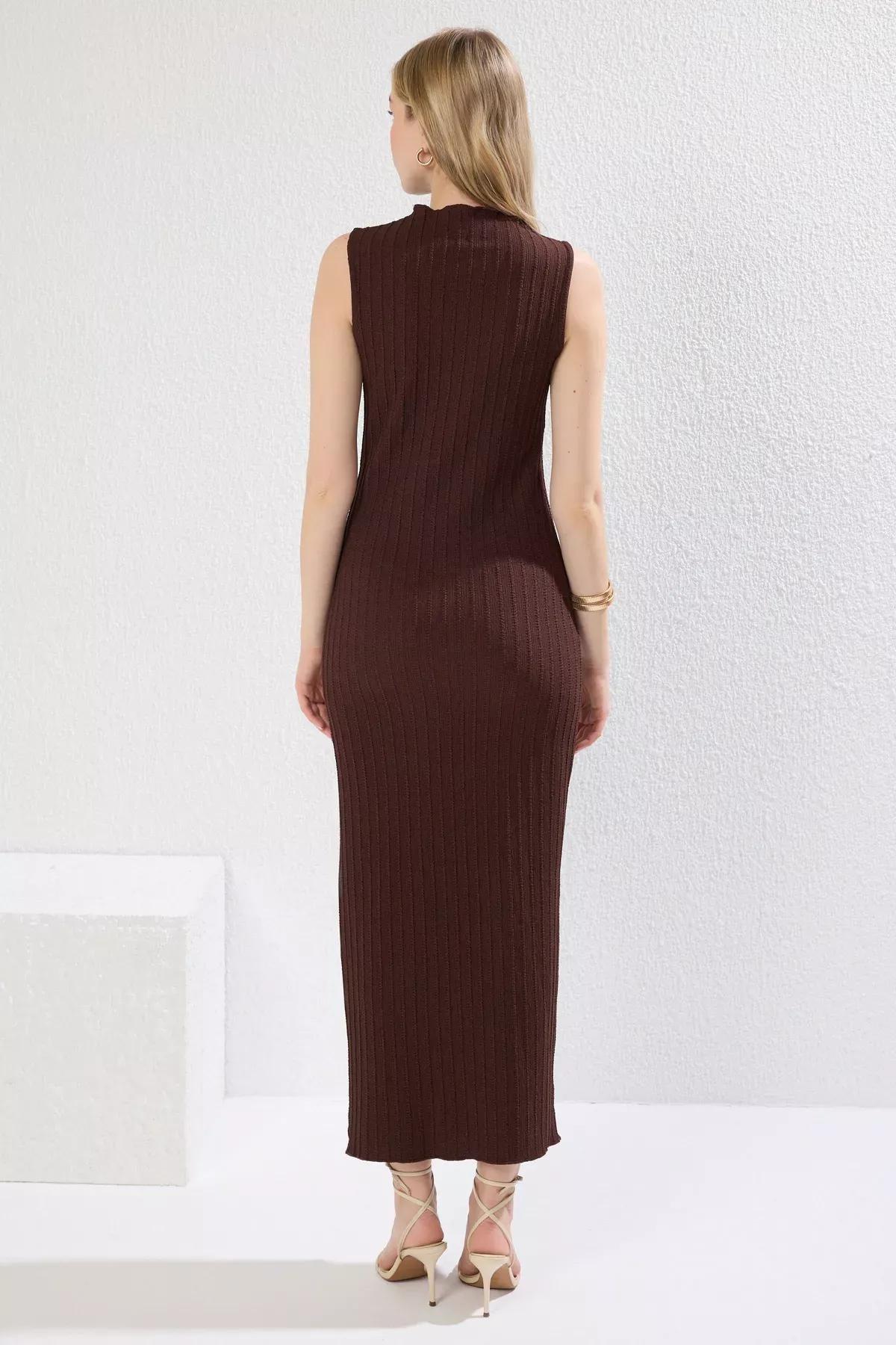 Brown Textured Maxi Dress, Brown, large image number 3