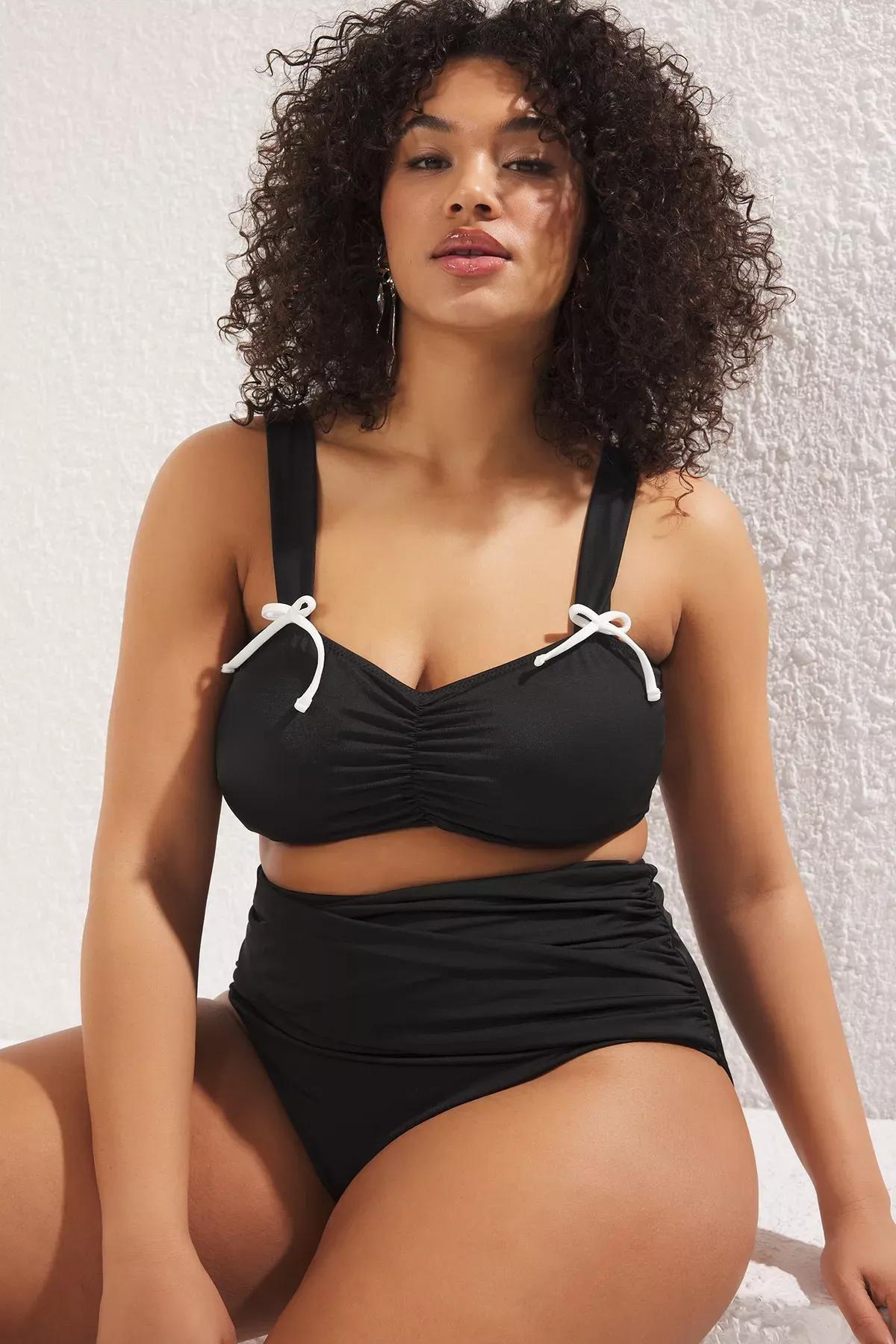 Black Detailed Plus-Size Bikini Top, BLACK, large image number 0