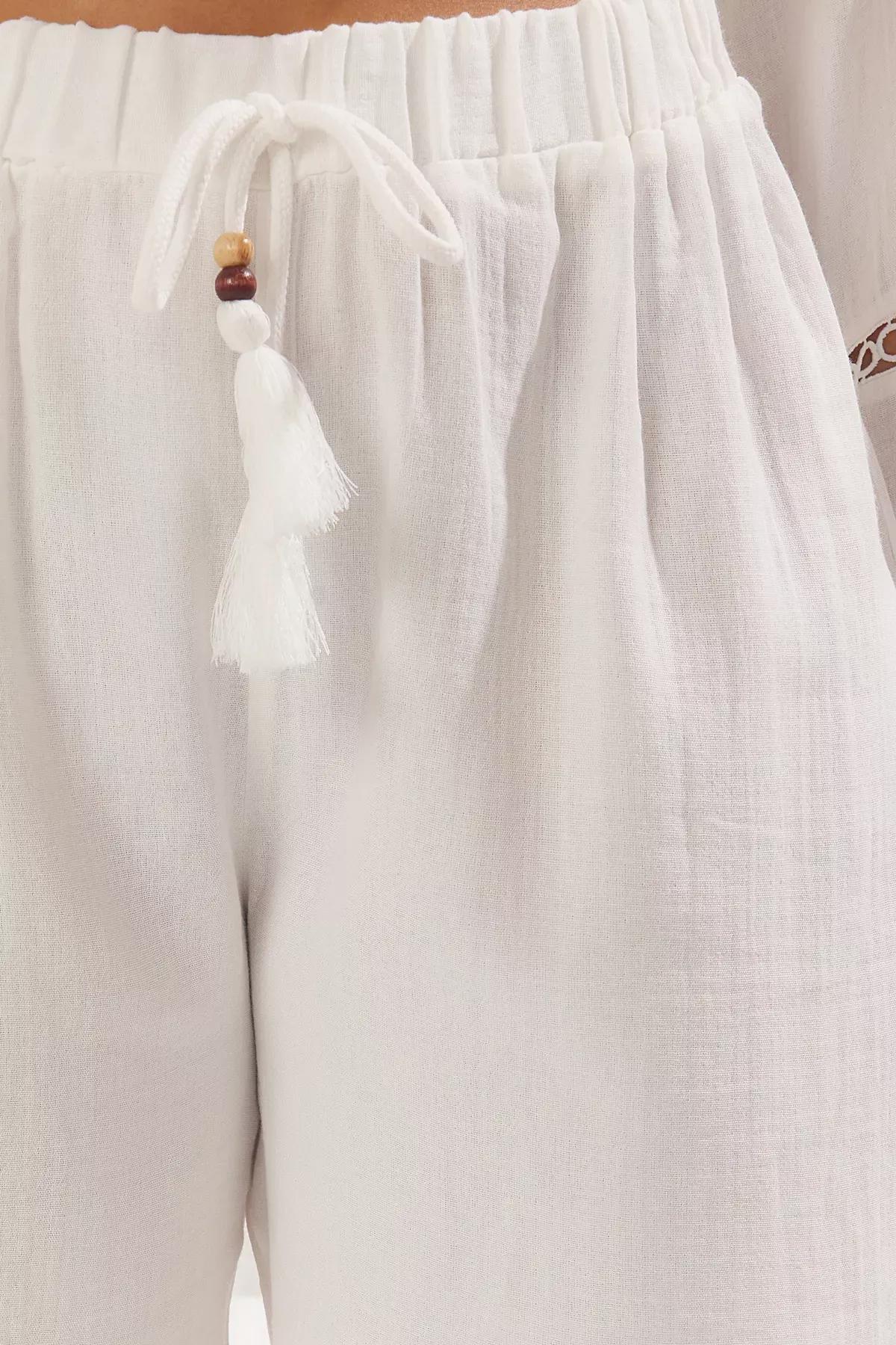 Beige Detailed Plus-Size Shorts, , large image number 3