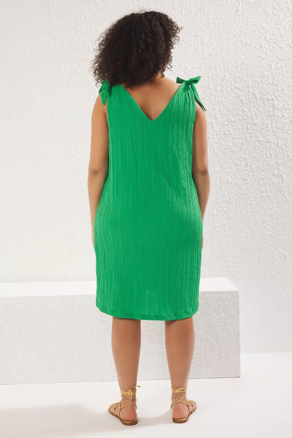Green Detailed Textured Plus-Size Dress, Green, large image number 4