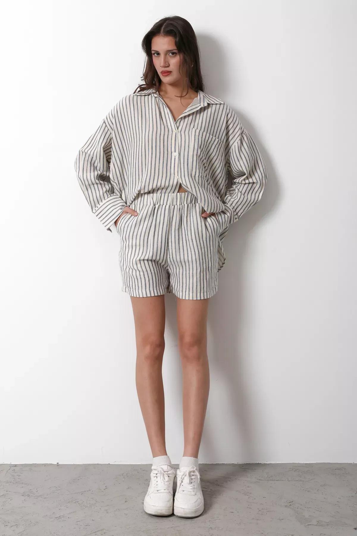 Beige Striped Shorts and Bermuda, , large image number 3