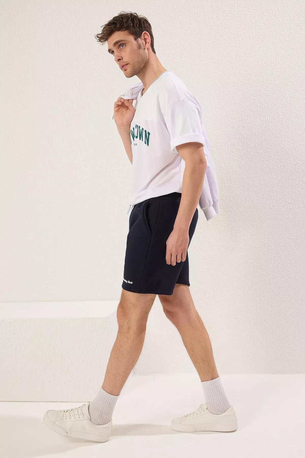 Blue Fleece Embossed Shorts, Navy blue, large image number 4