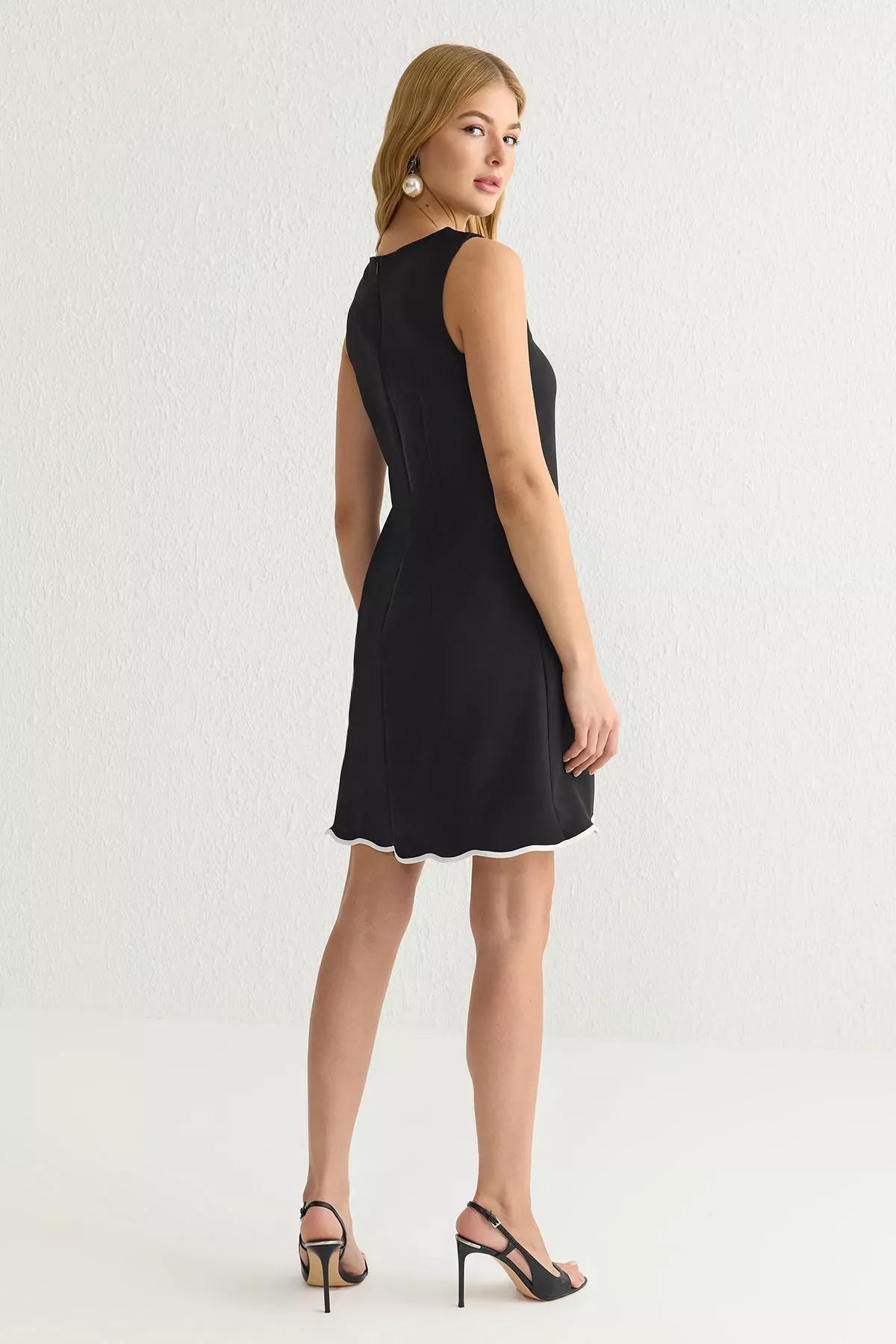 Black Straight A-Line Mini Dress, , large image number 4