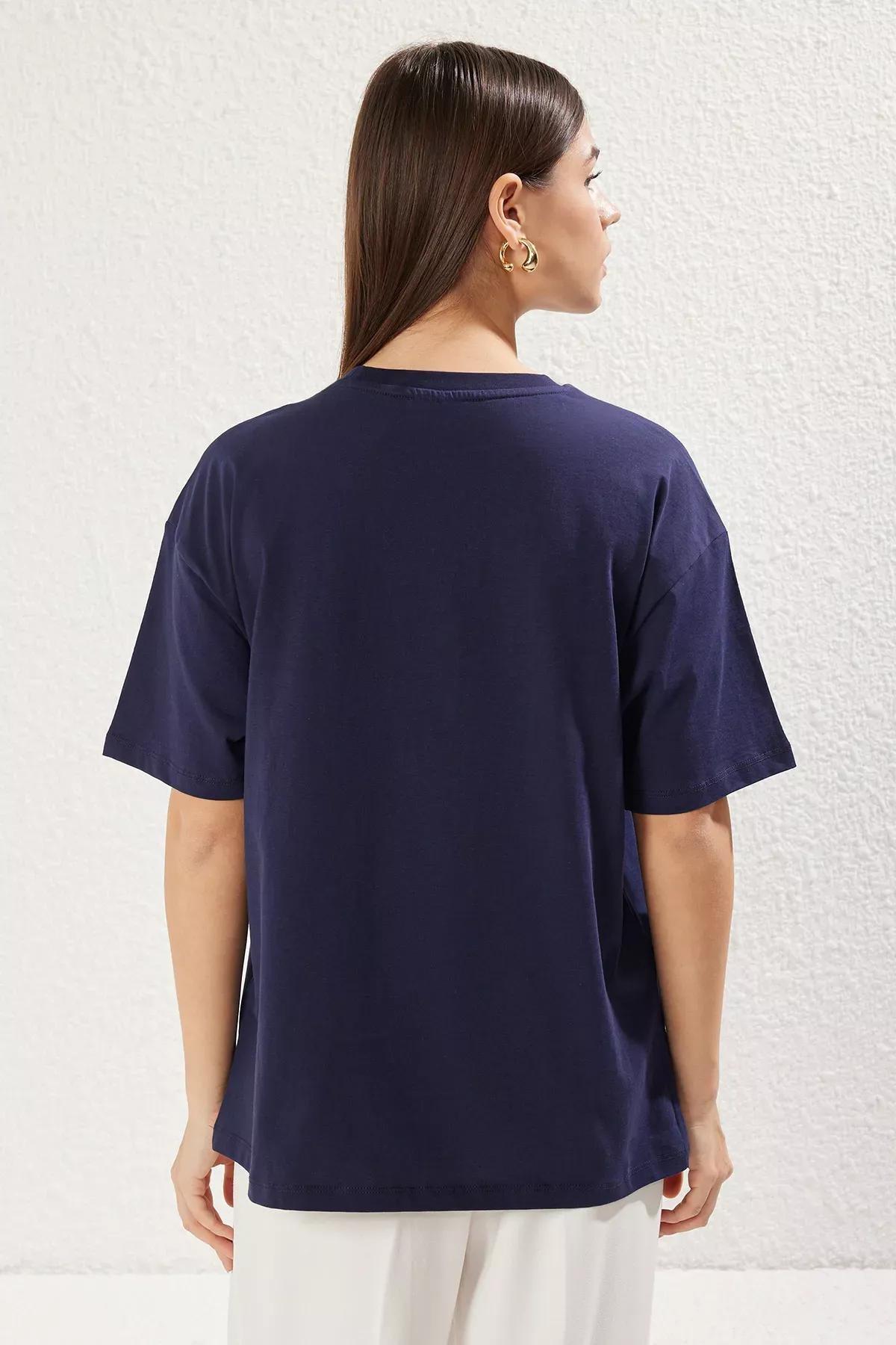 Blue Accessory Detail T-Shirt, , large image number 4