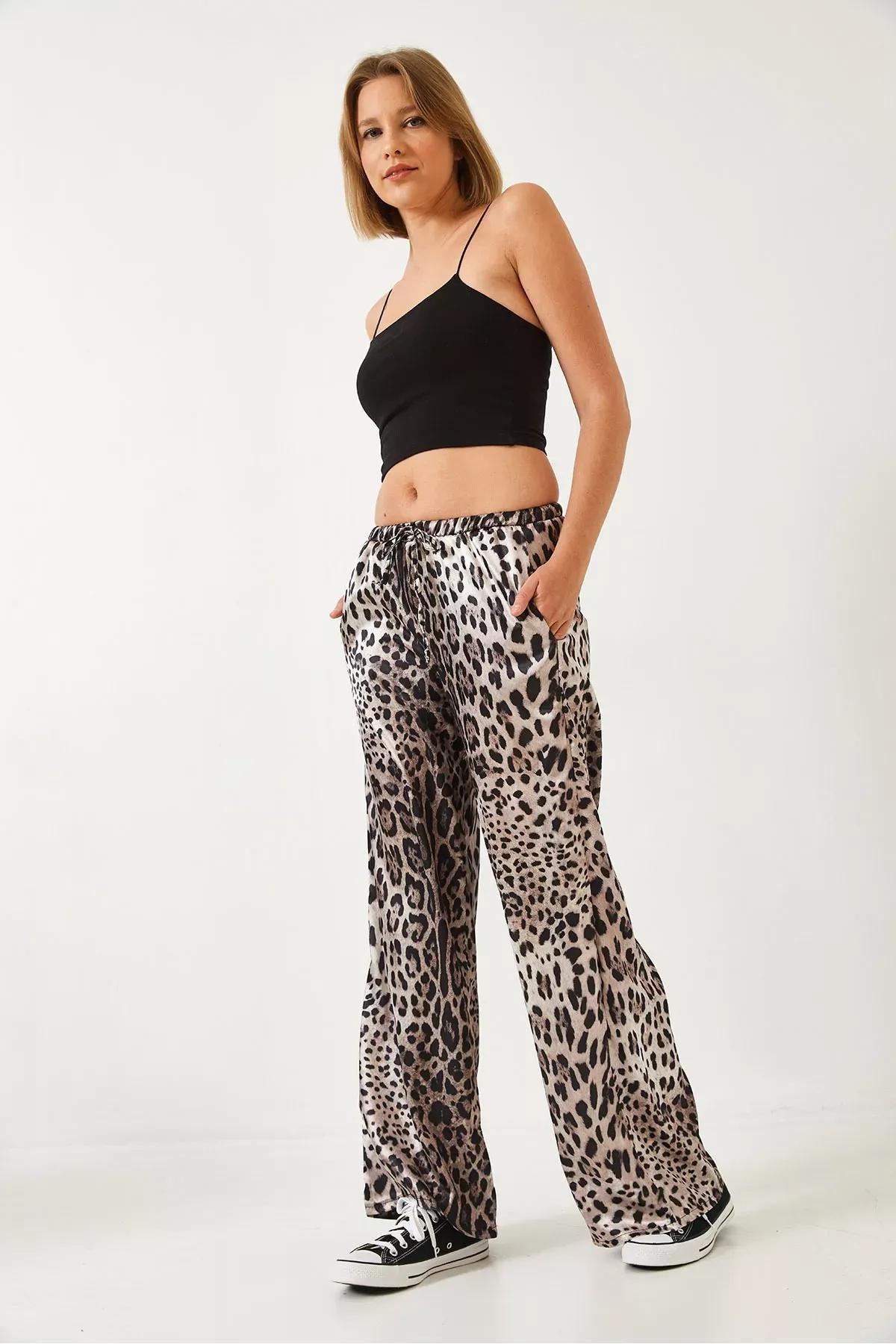 Beige Leopard Satin Palazzo Trousers, , large image number 2