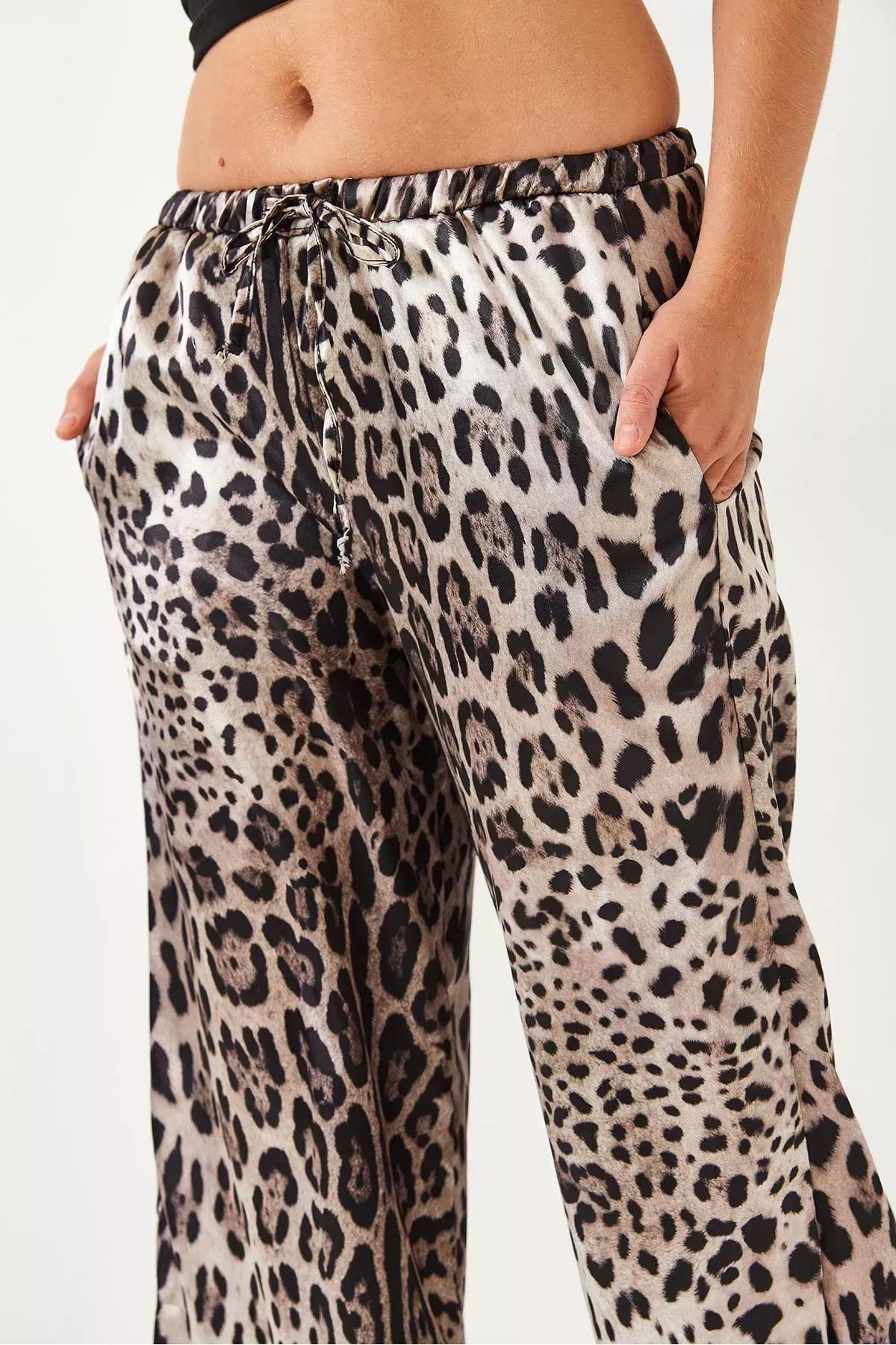 Beige Leopard Satin Palazzo Trousers, , large image number 4