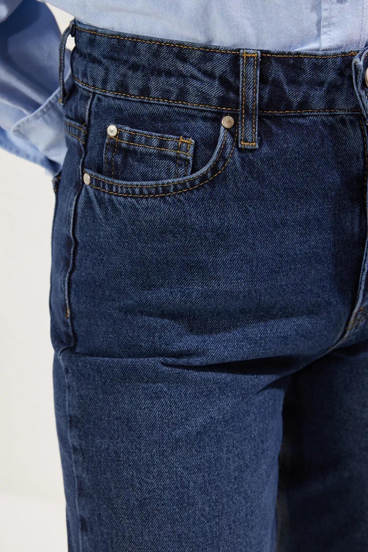 Blue Regular Waist Mom Jeans, , large image number 3