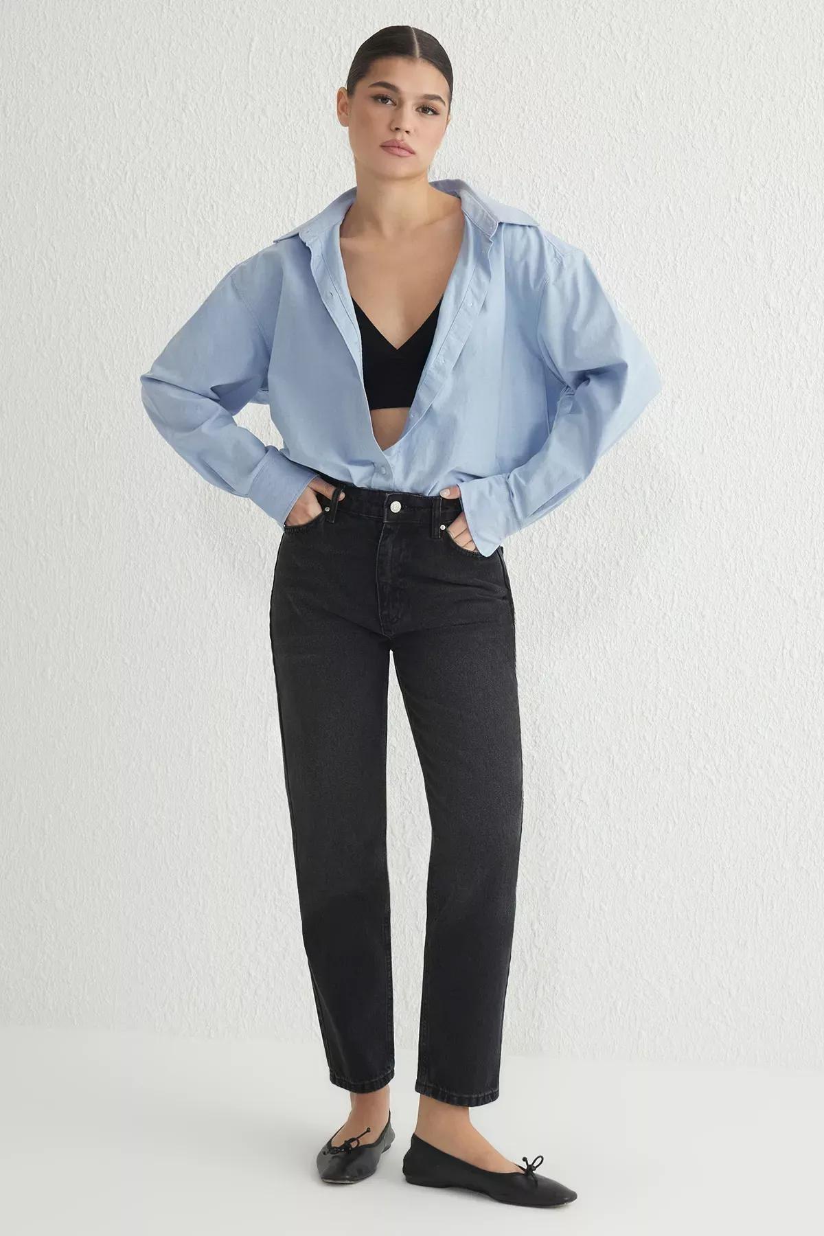 Black Regular Waist Mom Jeans, , medium