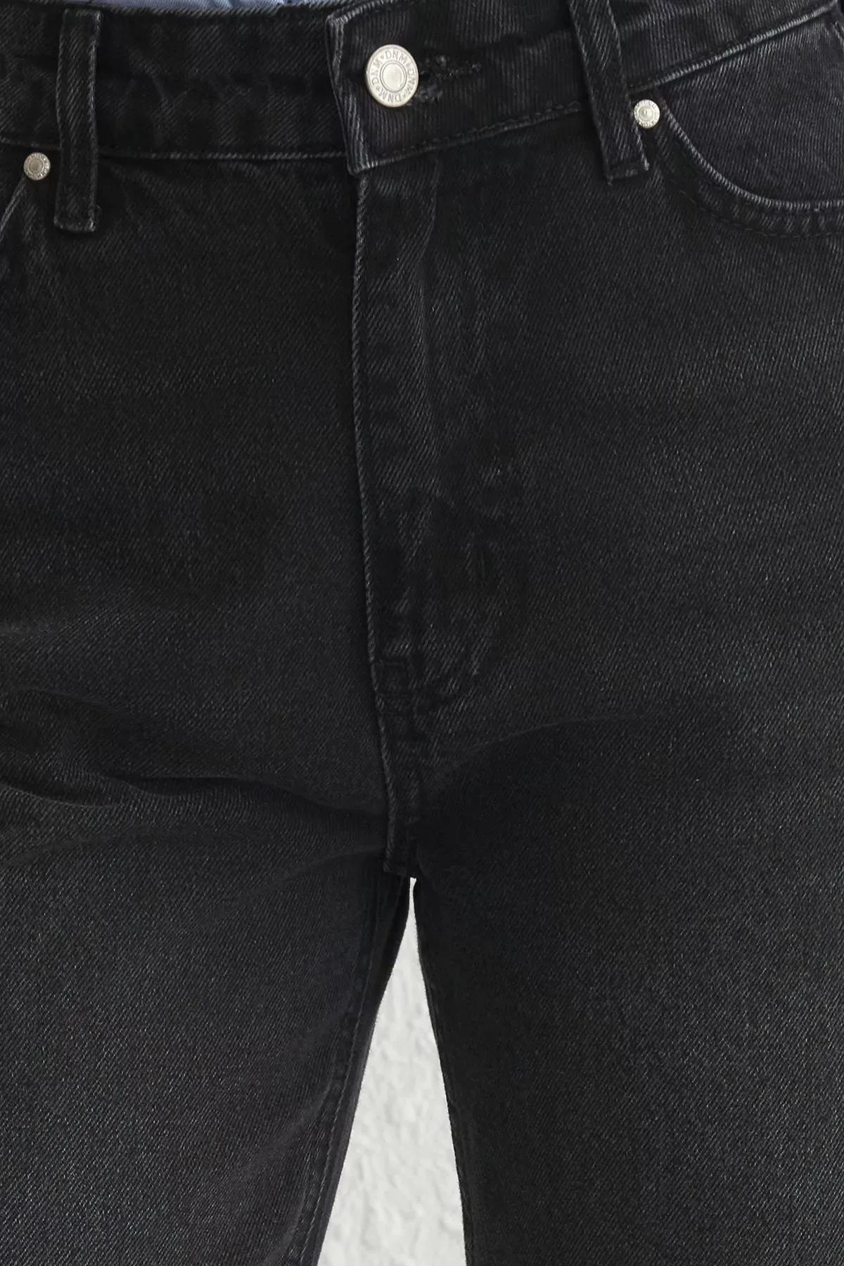 Black Regular Waist Mom Jeans, , large image number 2