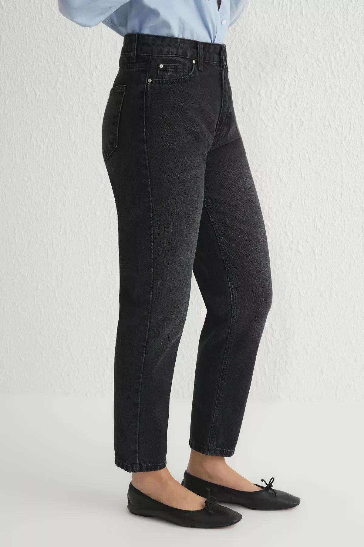 Black Regular Waist Mom Jeans, , large image number 3