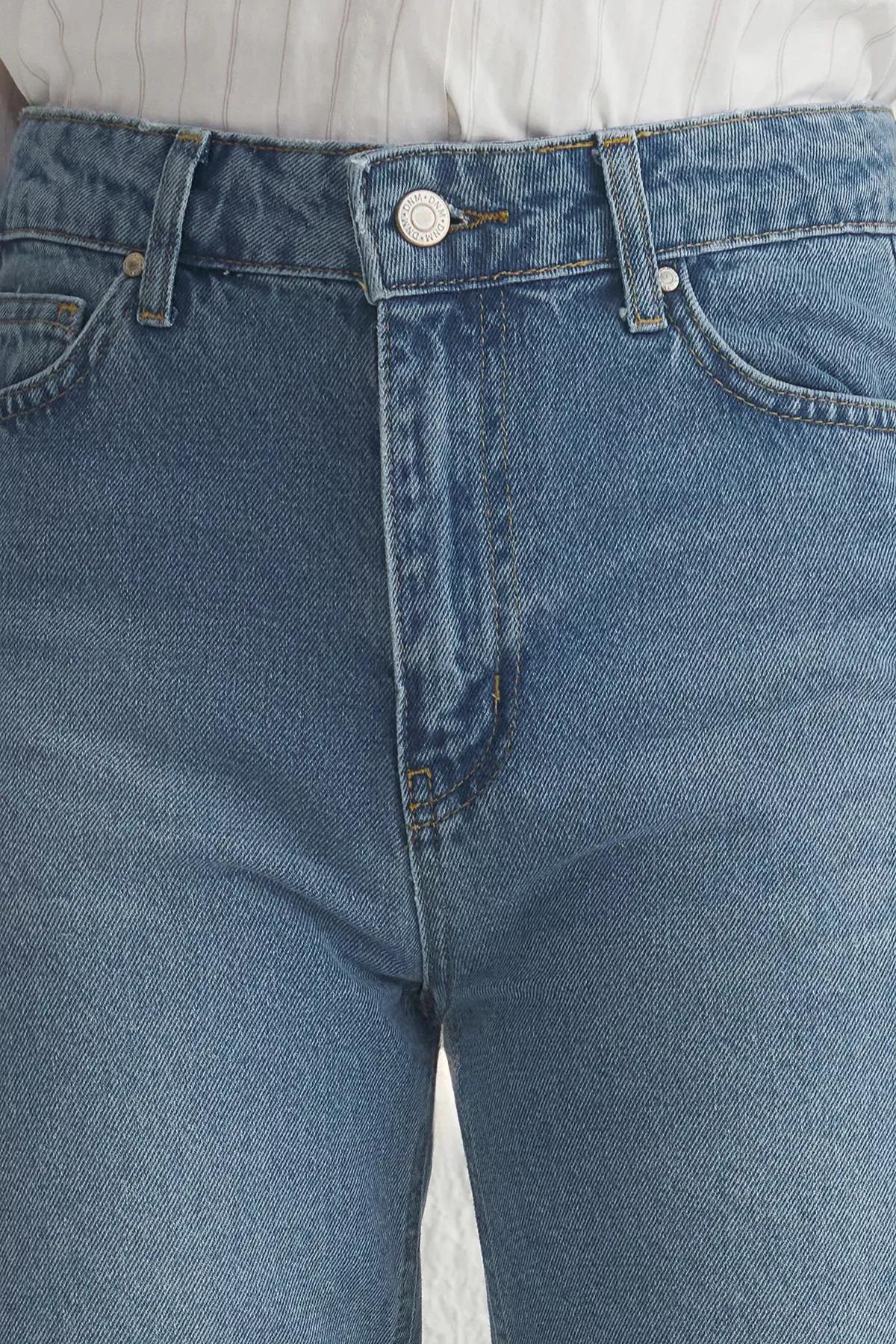 Blue Regular Waist Mom Jeans, , large image number 6
