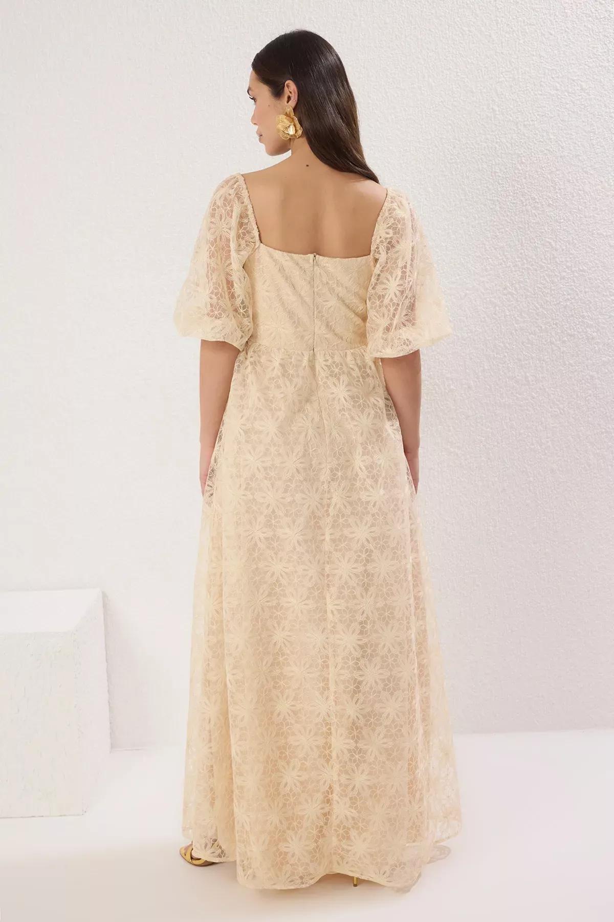 Cream A-Lined Dress, , large image number 3