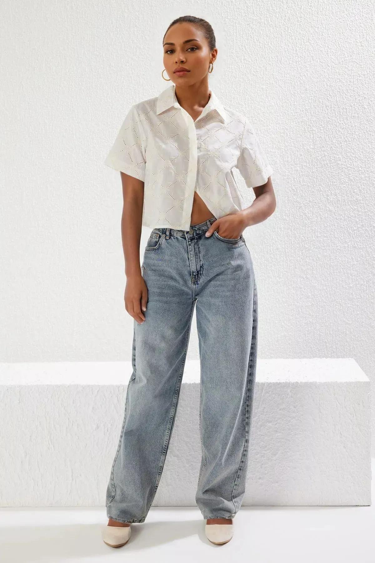 White Embroidered Short Sleeve Crop Shirt, White, large image number 0