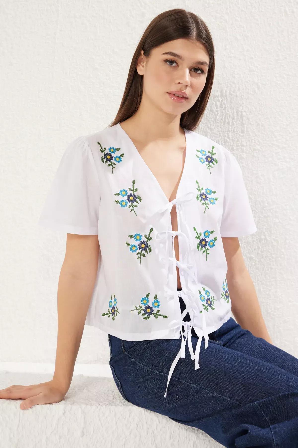 White Embroidery Tie Detail Shirt, White, large image number 3