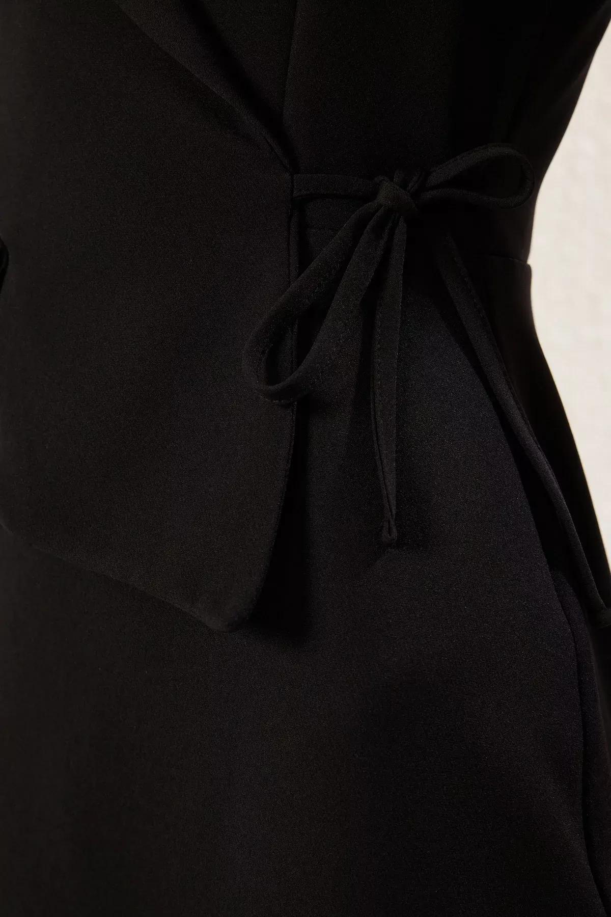 Black A-Line Collared Midi Woven Dress, , large image number 4