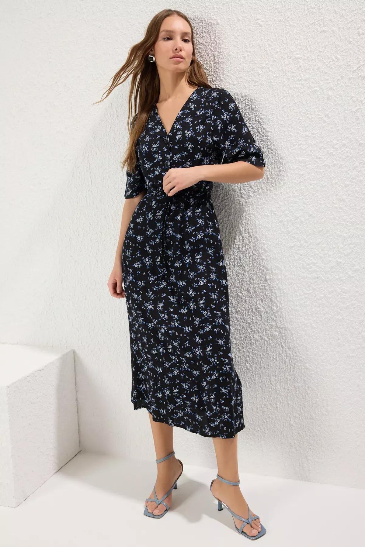 Black Floral A-Line Buttoned Midi Dress, , large image number 1