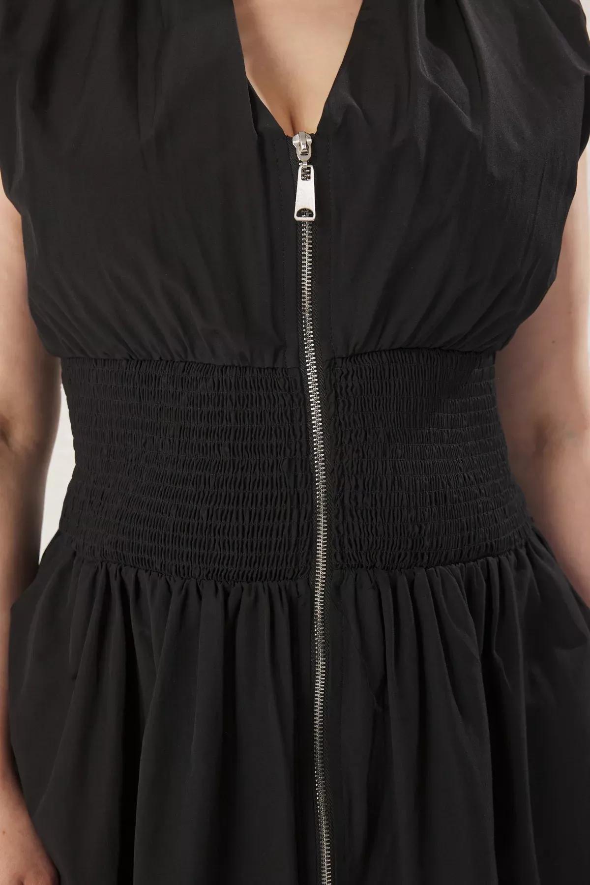 Black Sleeveless Zippered Plus-Size Dress, BLACK, large image number 3