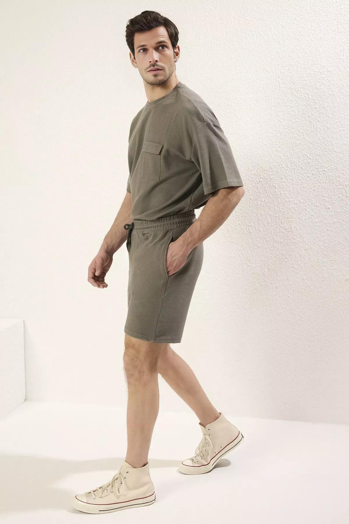 Green Shorts & Bermudas, , large image number 0