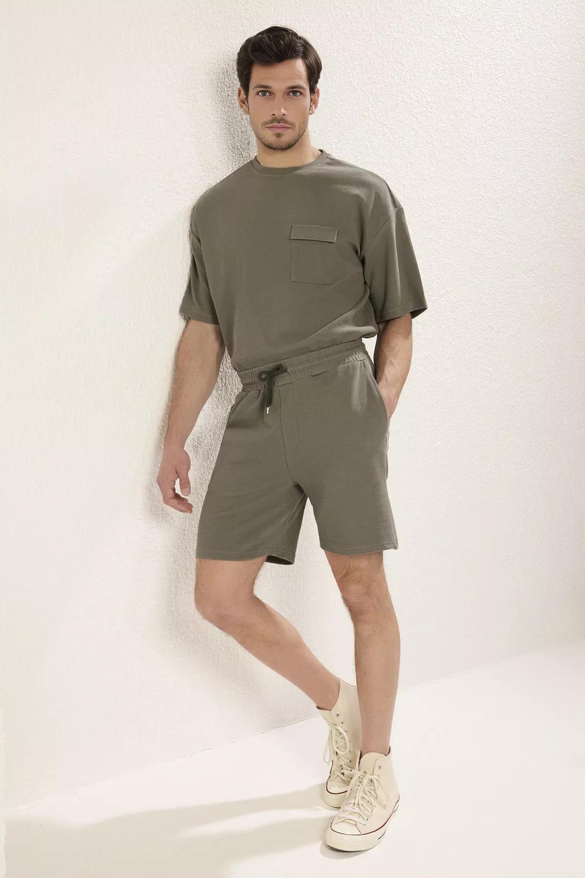 Green Shorts & Bermudas, , large image number 1