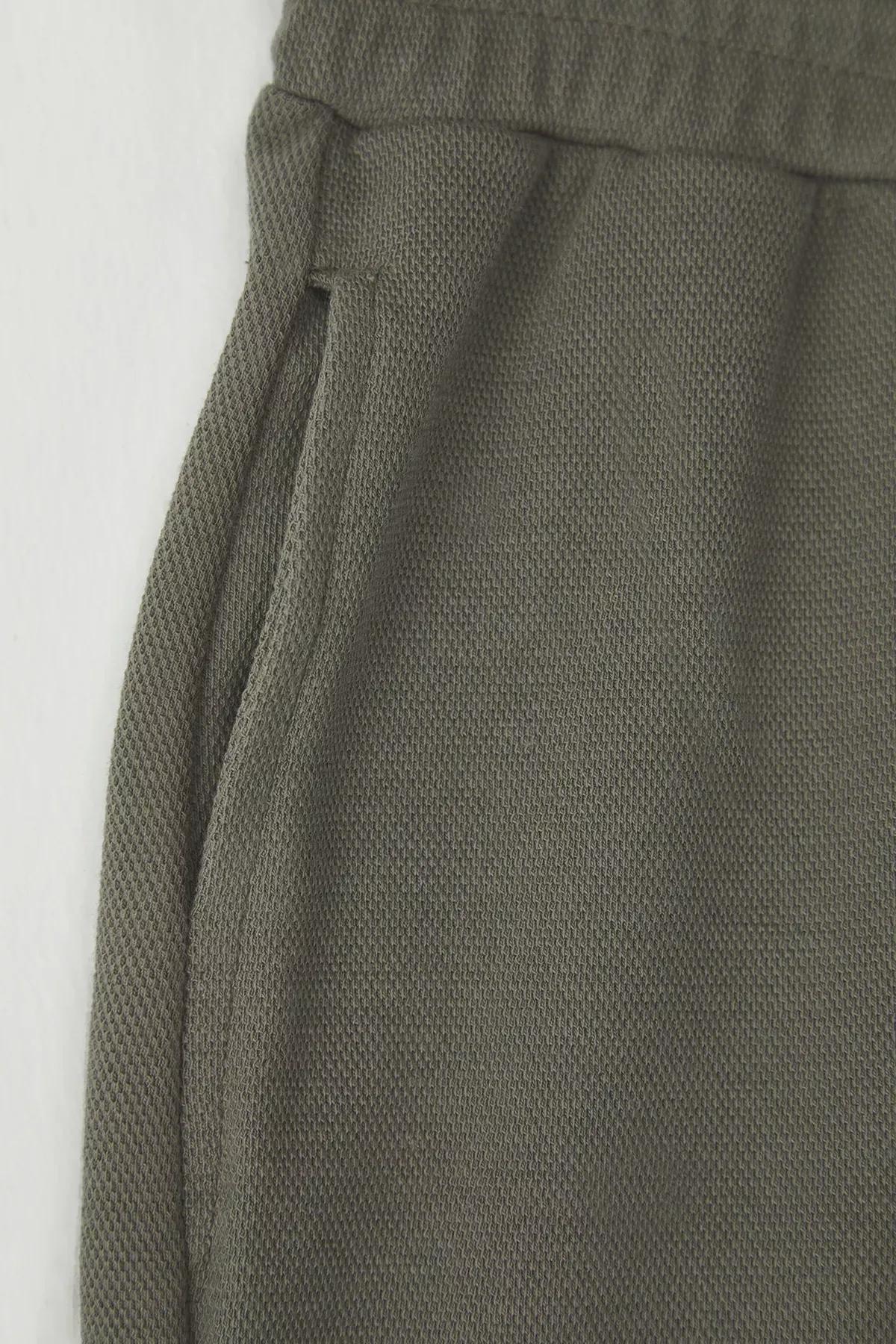 Green Shorts & Bermudas, , large image number 5
