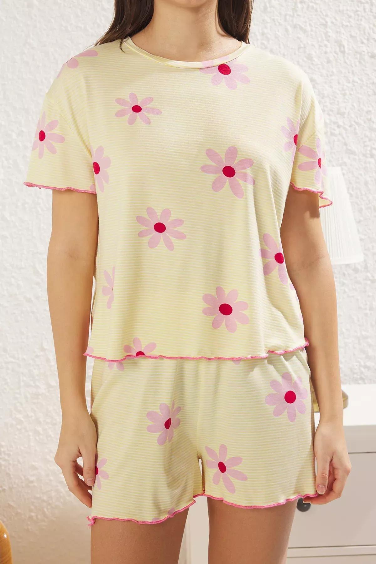 Yellow-Multicolor Floral Striped Overlock Pajama Set with Shorts, C101_5700, large image number 4